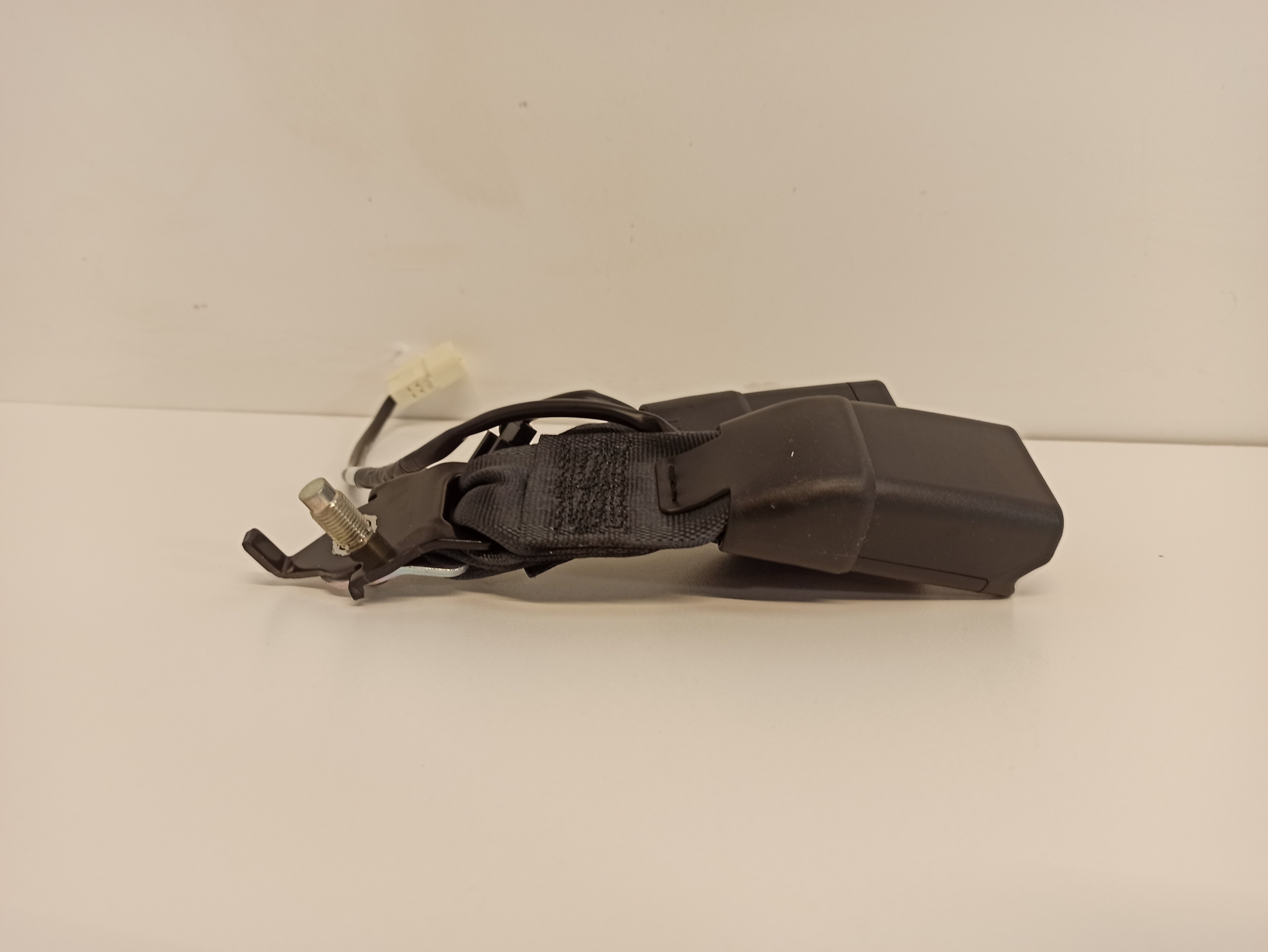 suzuki SWIFT MK8 ремня дивана зад