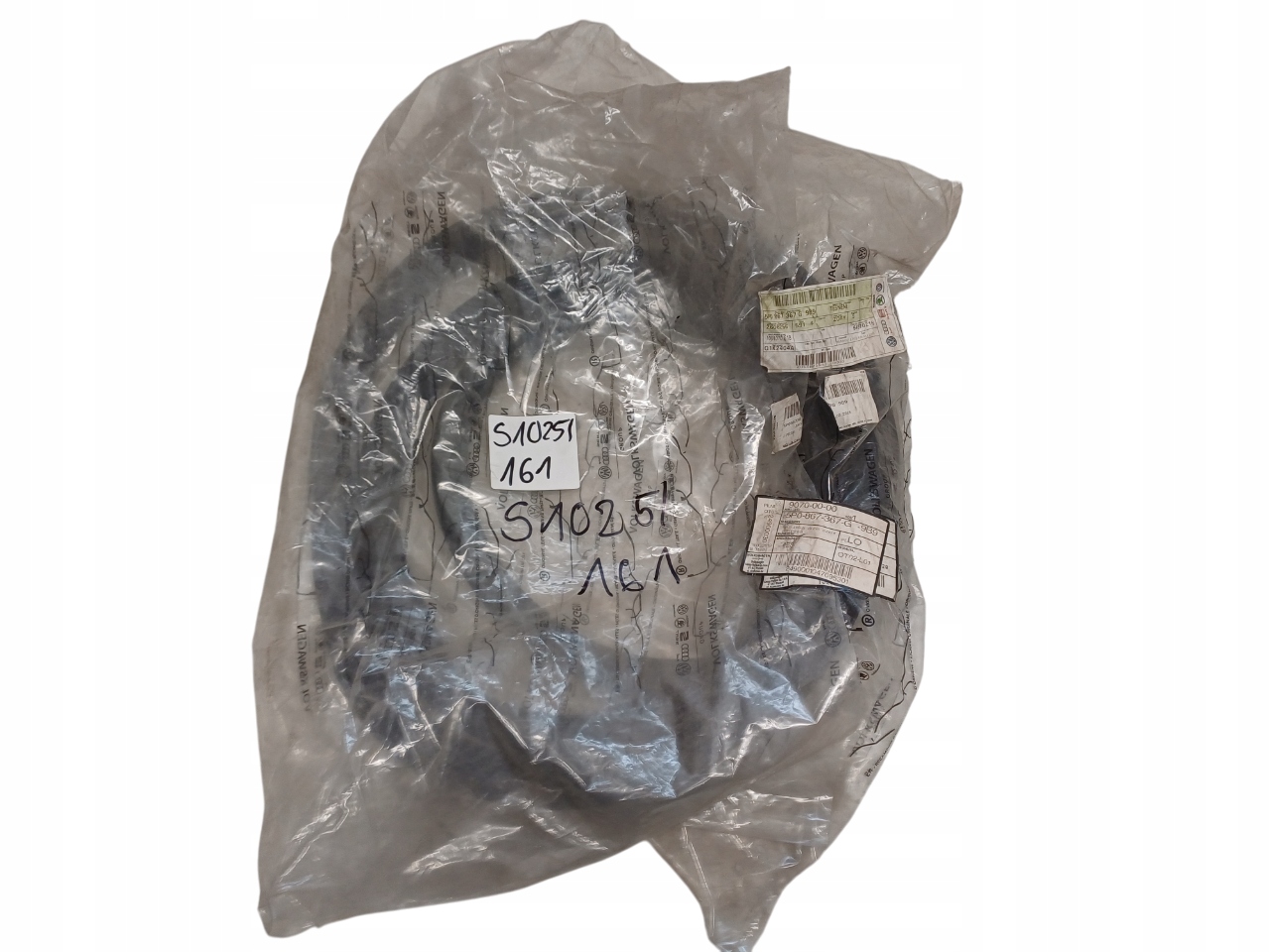 SEAT ALTEA XL 06- USZCZELKA DRZWI PRAWY TYŁ 5P0867367G NOWA