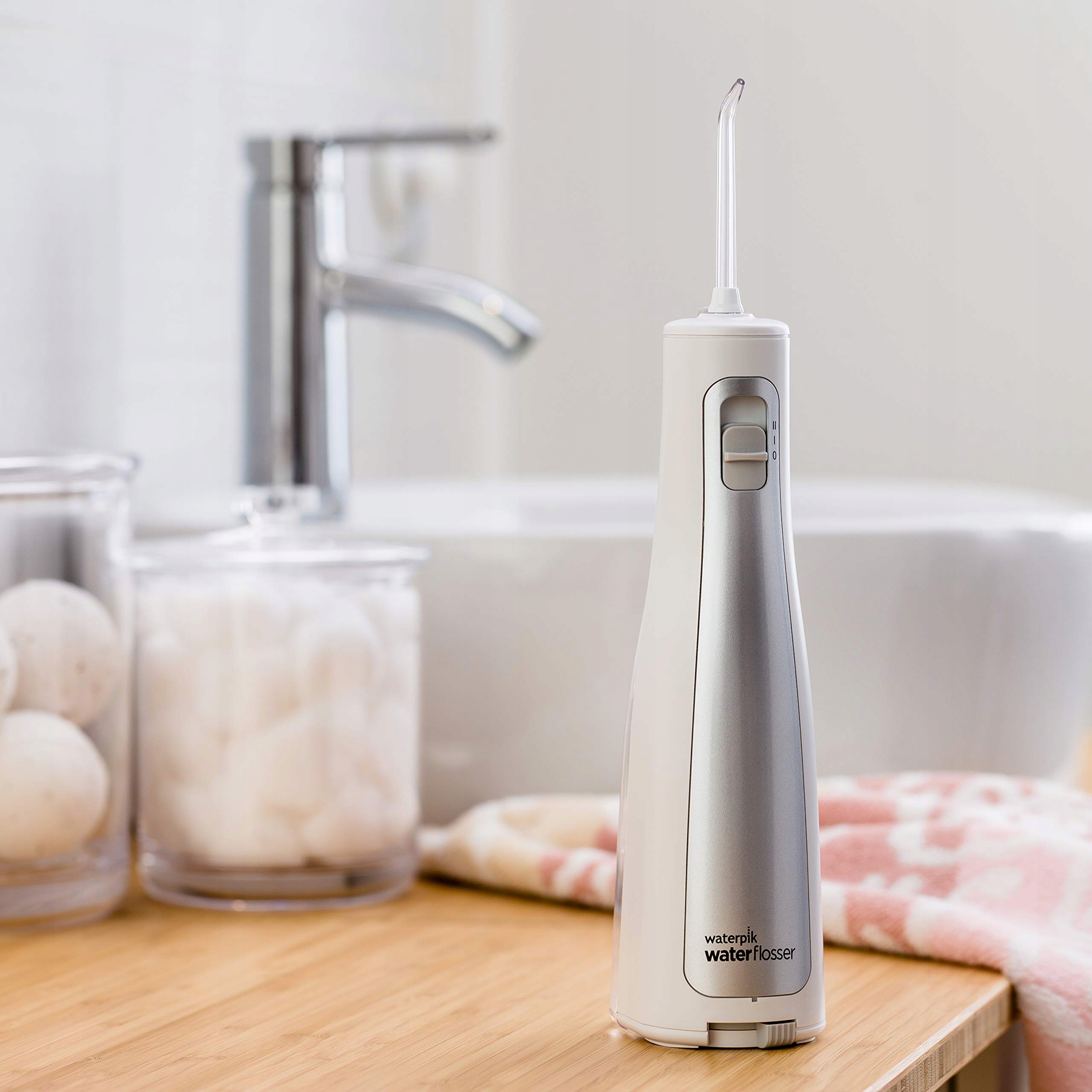 WATERPIK Bezprzewodowy I Wodoodporny Irygator Do Zębów Idealny Na Podróże — miniatura 6