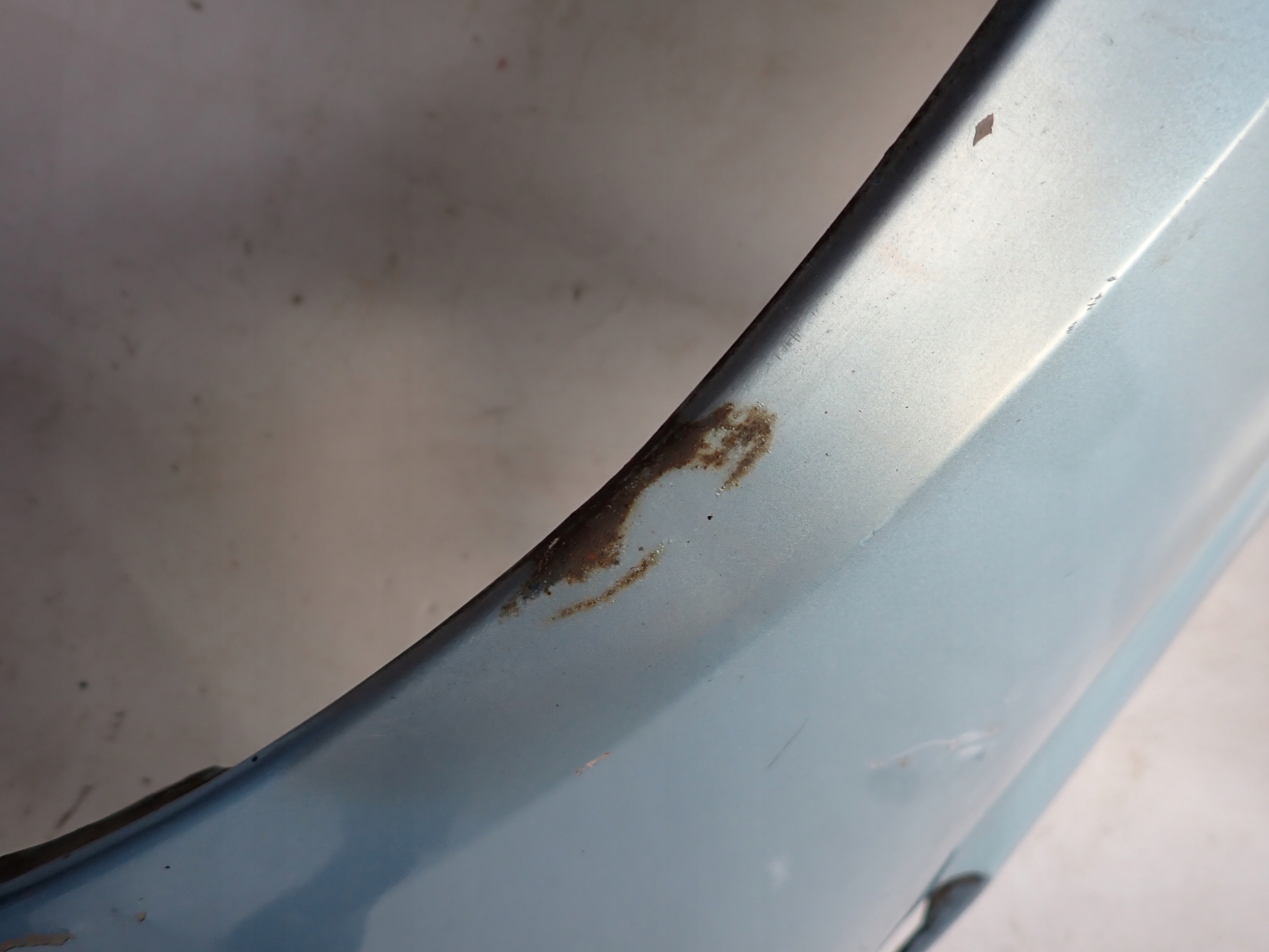 MITSUBISHI GRANDIS 03- fender left front front