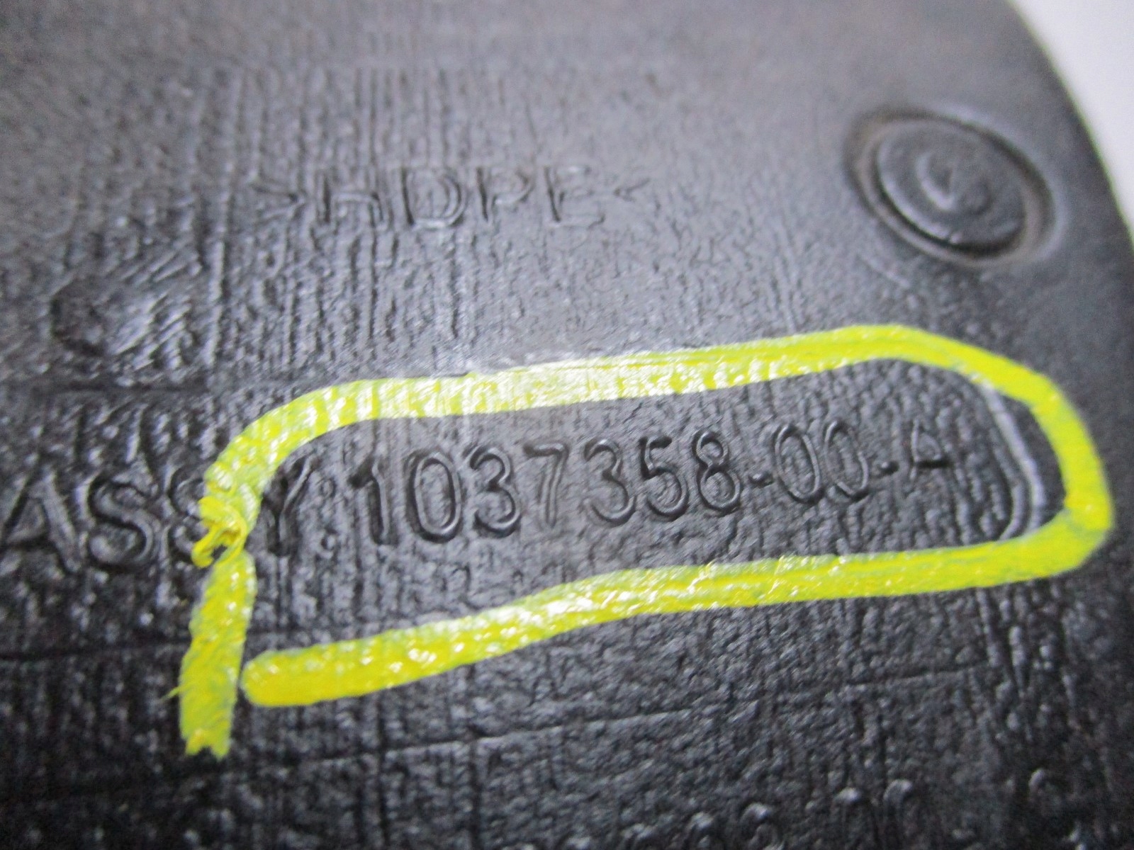 intake air TESLA X 1057205-00-A