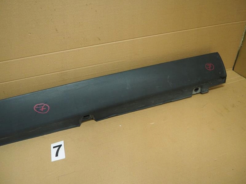 NAKŁADKA LISTWA PROGOWA PRÓG PRAWA FORD KUGA MK1 Typ samochodu Samochody osobowe