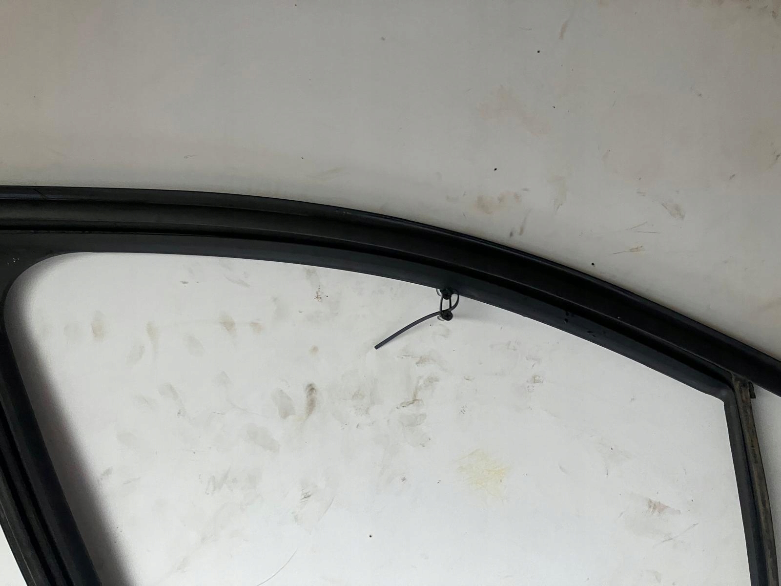 frame gasket door right front CITROEN C3 III 9813201880