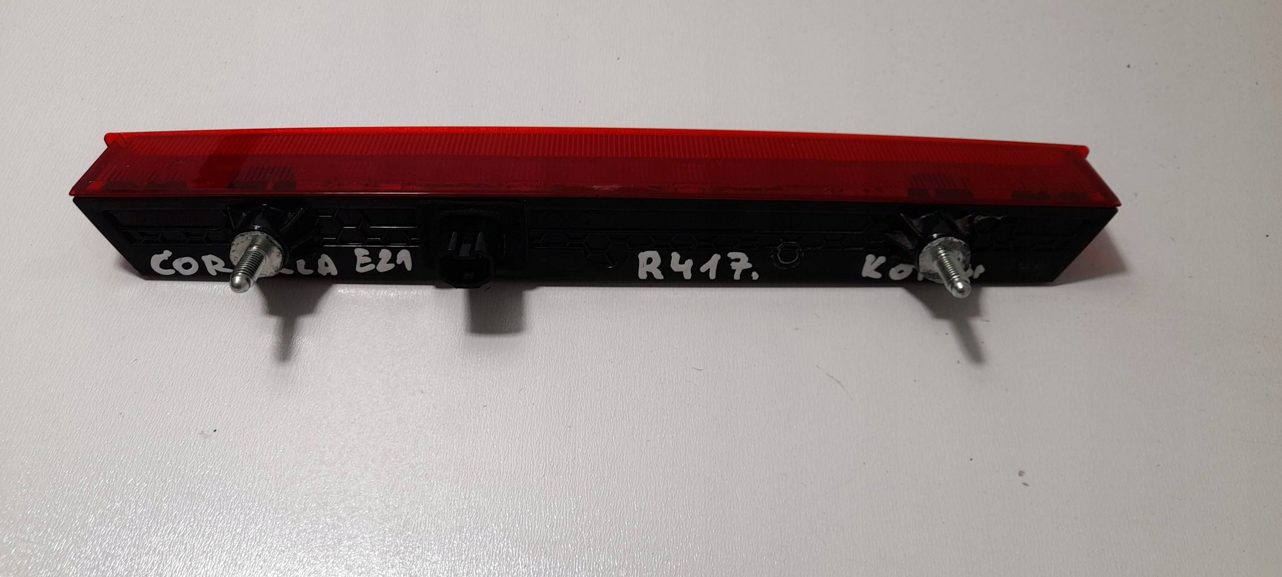Toyota Corolla E21 Kombi Trzecie light stop (R417)