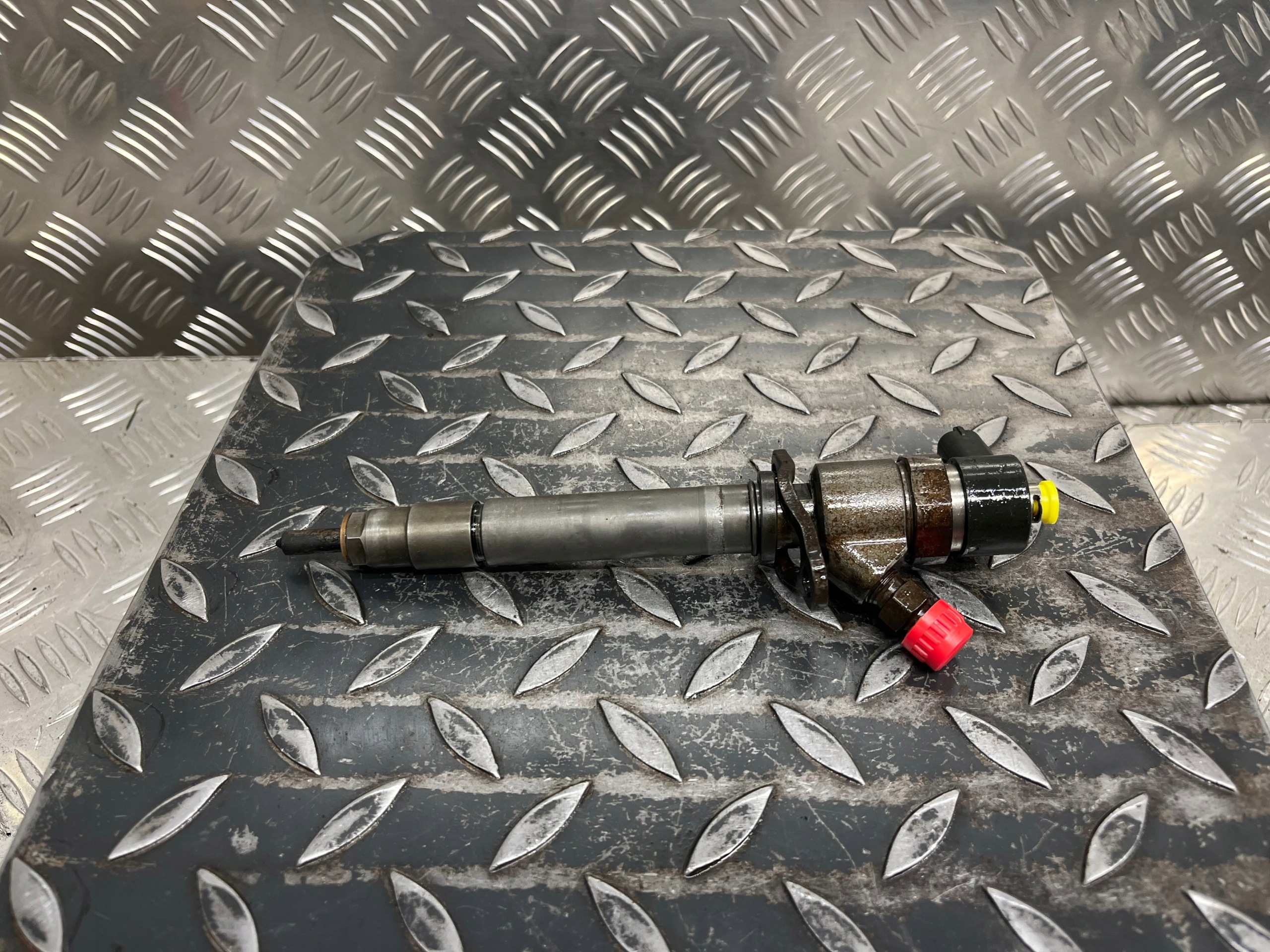 nozzle injector VOLVO XC90 0445110078