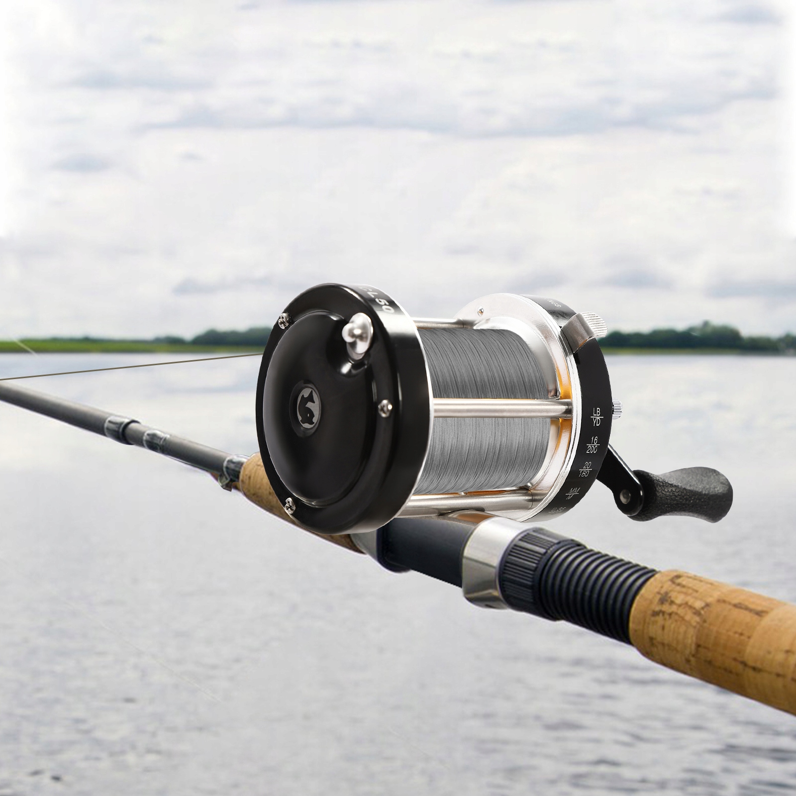 Kołowrotek castingowy, kołowrotek sumowy, 5,2:1, praworęczny, czarny Model Kołowrotek castingowy