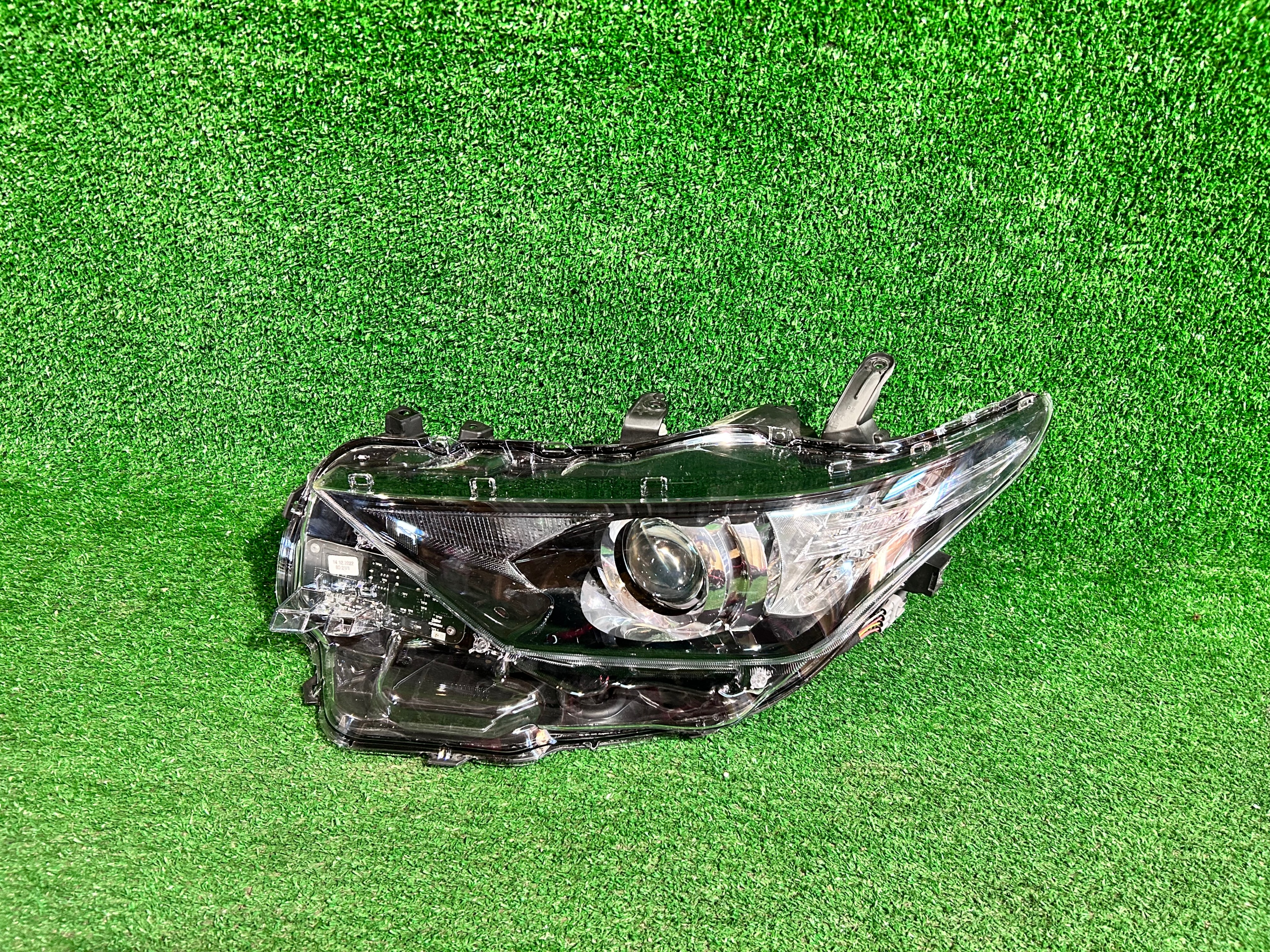 Frontscheinwerfer Toyota Auris E150 8115002K30 LED Links Scheinwerfer Headlight - Thumbnail 1