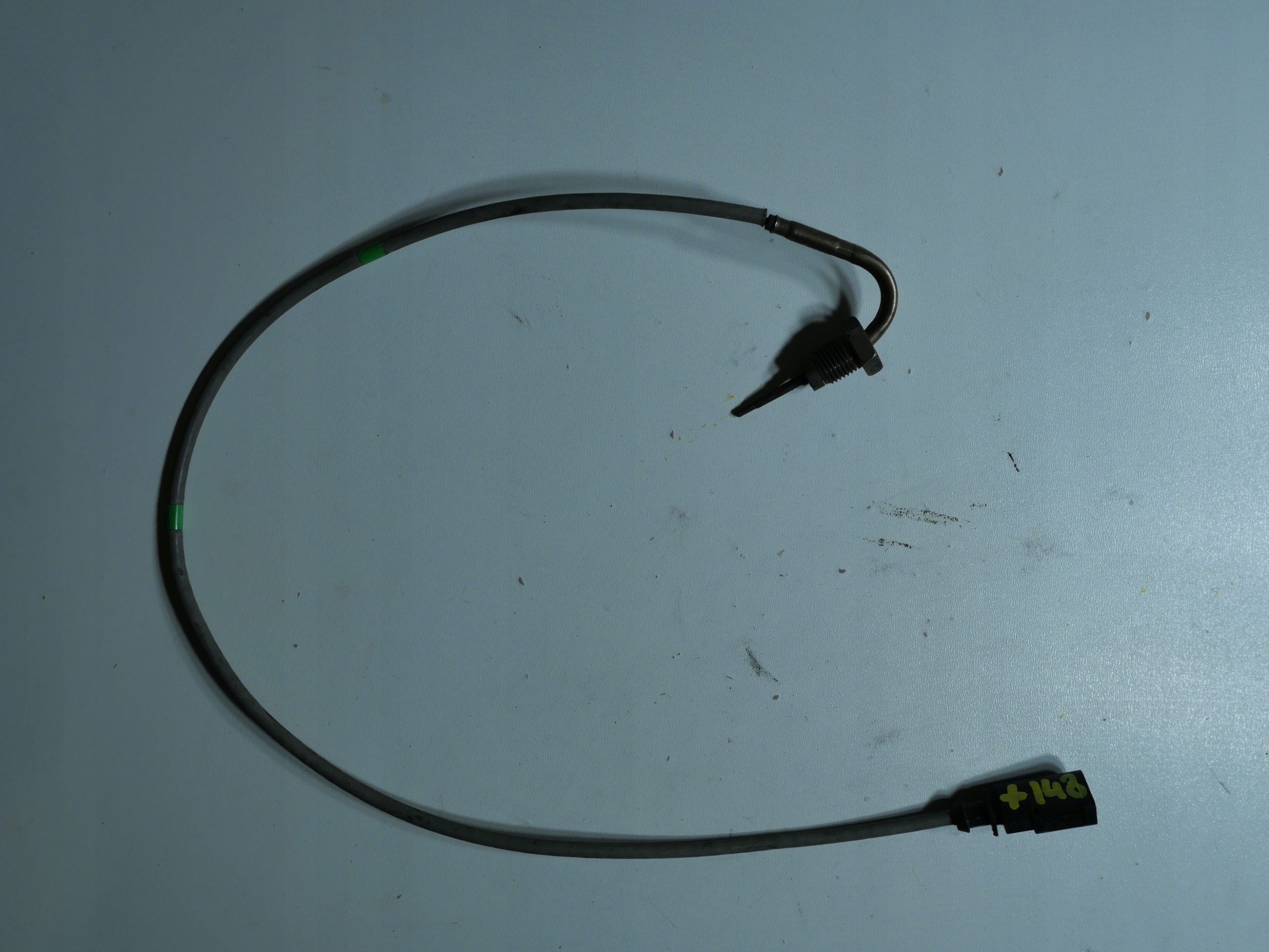 Sensor TEMPERATURY Gase VW SEAT SKODA 04L906088EA