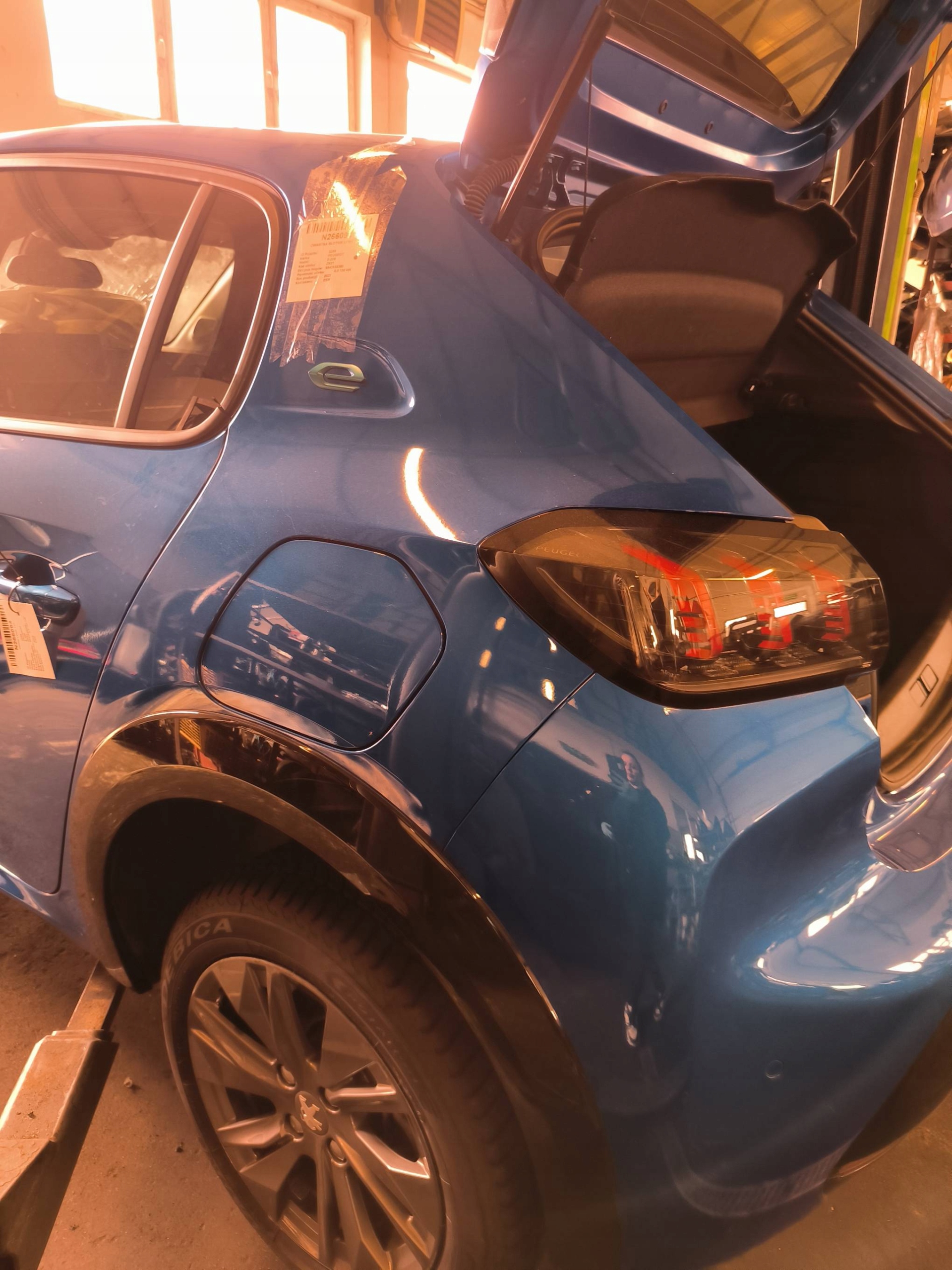quarter fender left rear part ESM PEUGEOT E-208