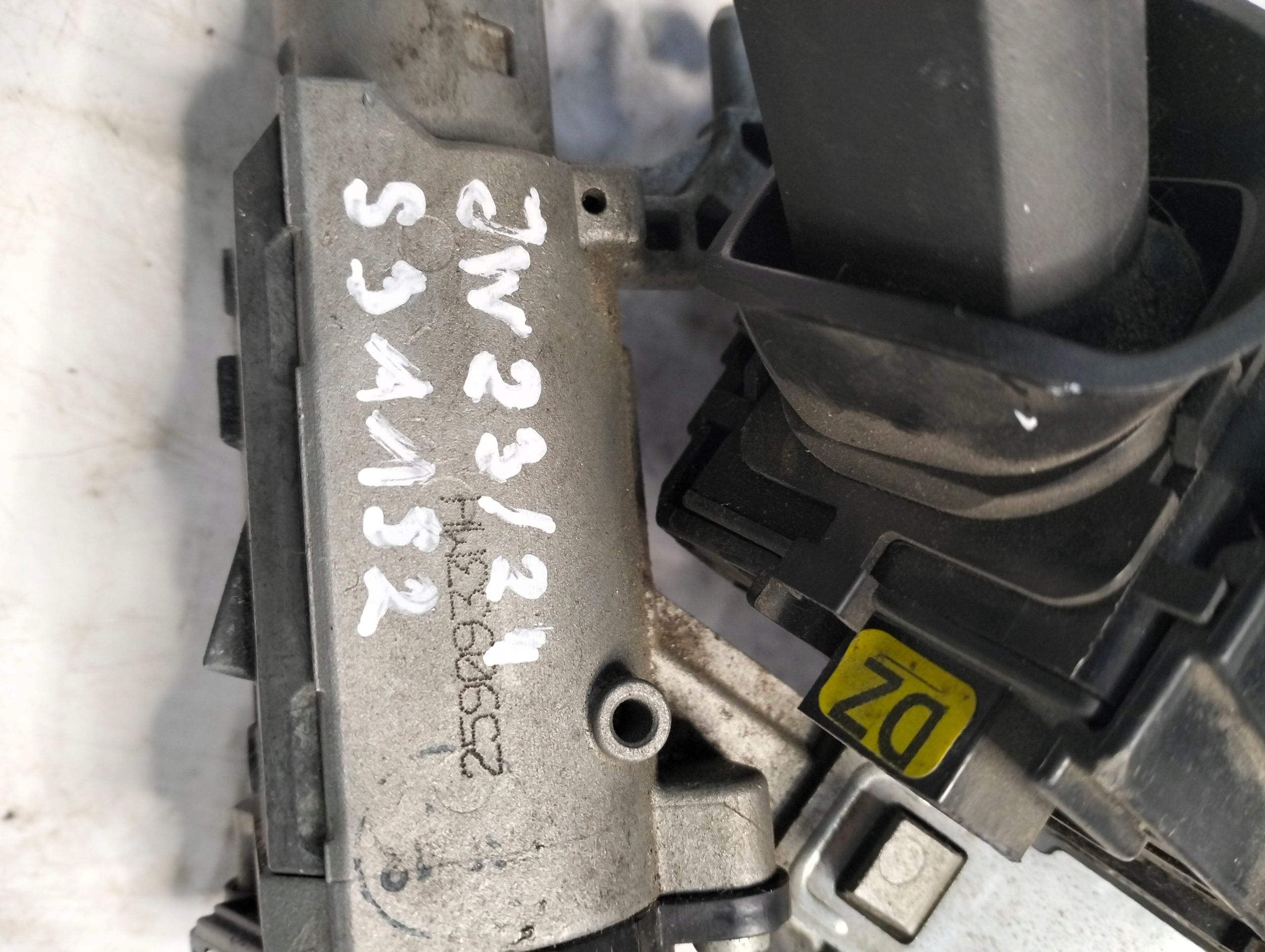 steering wheel levers and controls OPEL ASTRA J ring lock 20817718