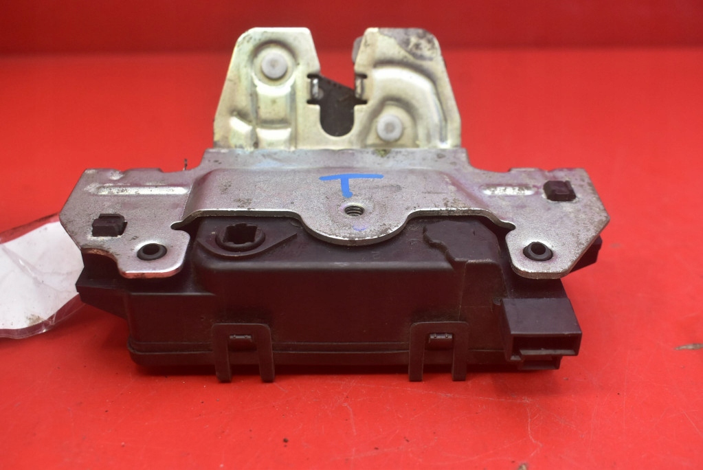 lock bonnet rear part boot 13117285 OPEL ASTRA 3 III H 04-07
