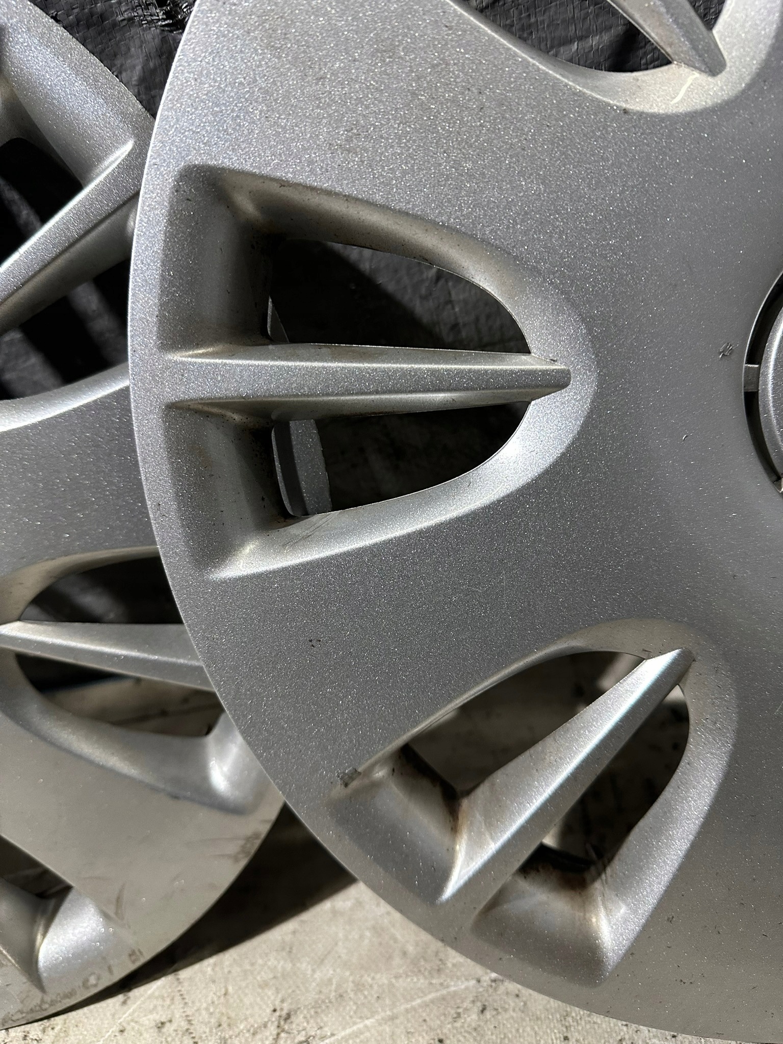 decorative disc cover KOMPLET OPEL CORSA D R15 13214814