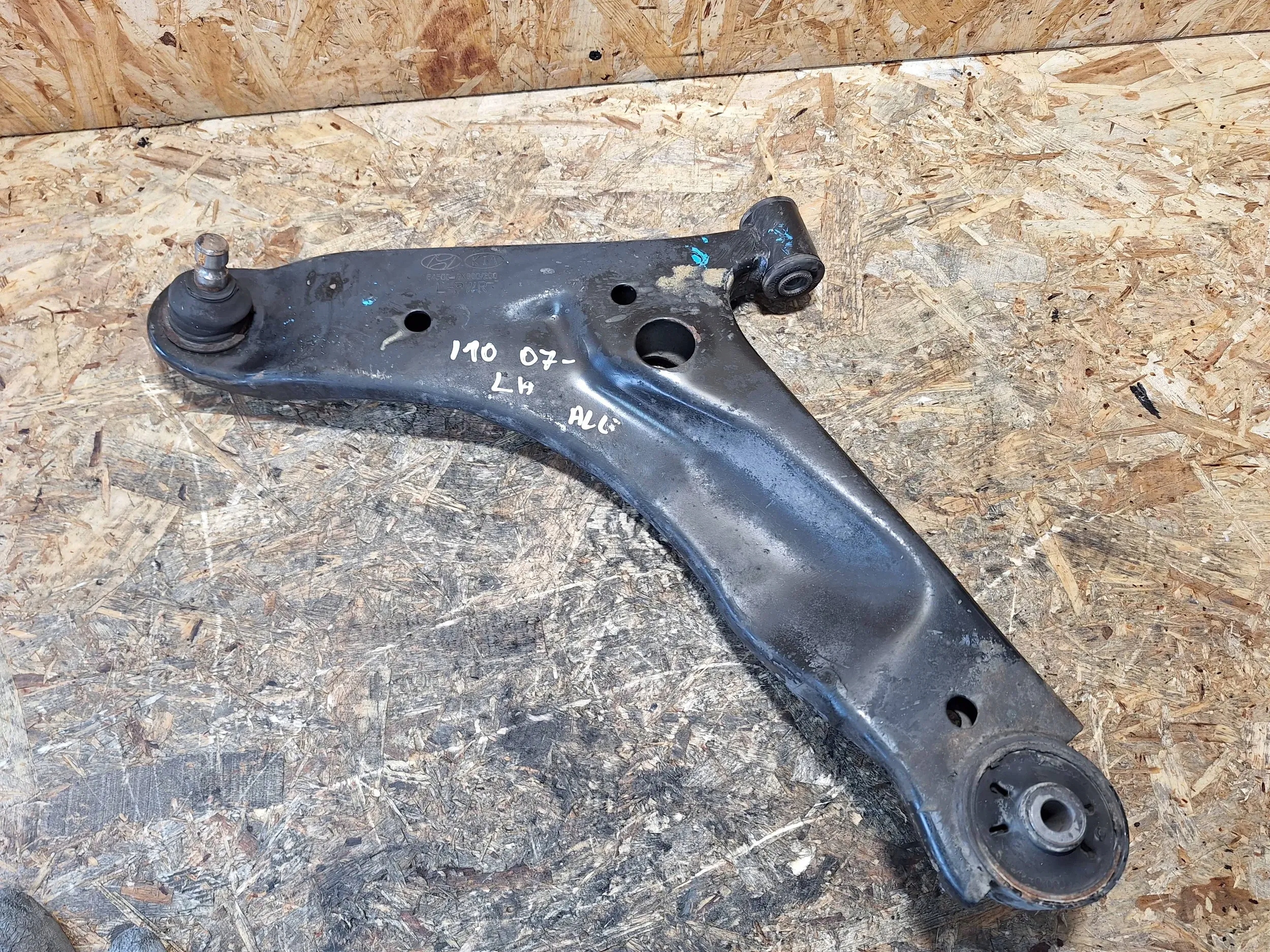 arm left front HYUNDAI I10 and 07-13 54500-0X000