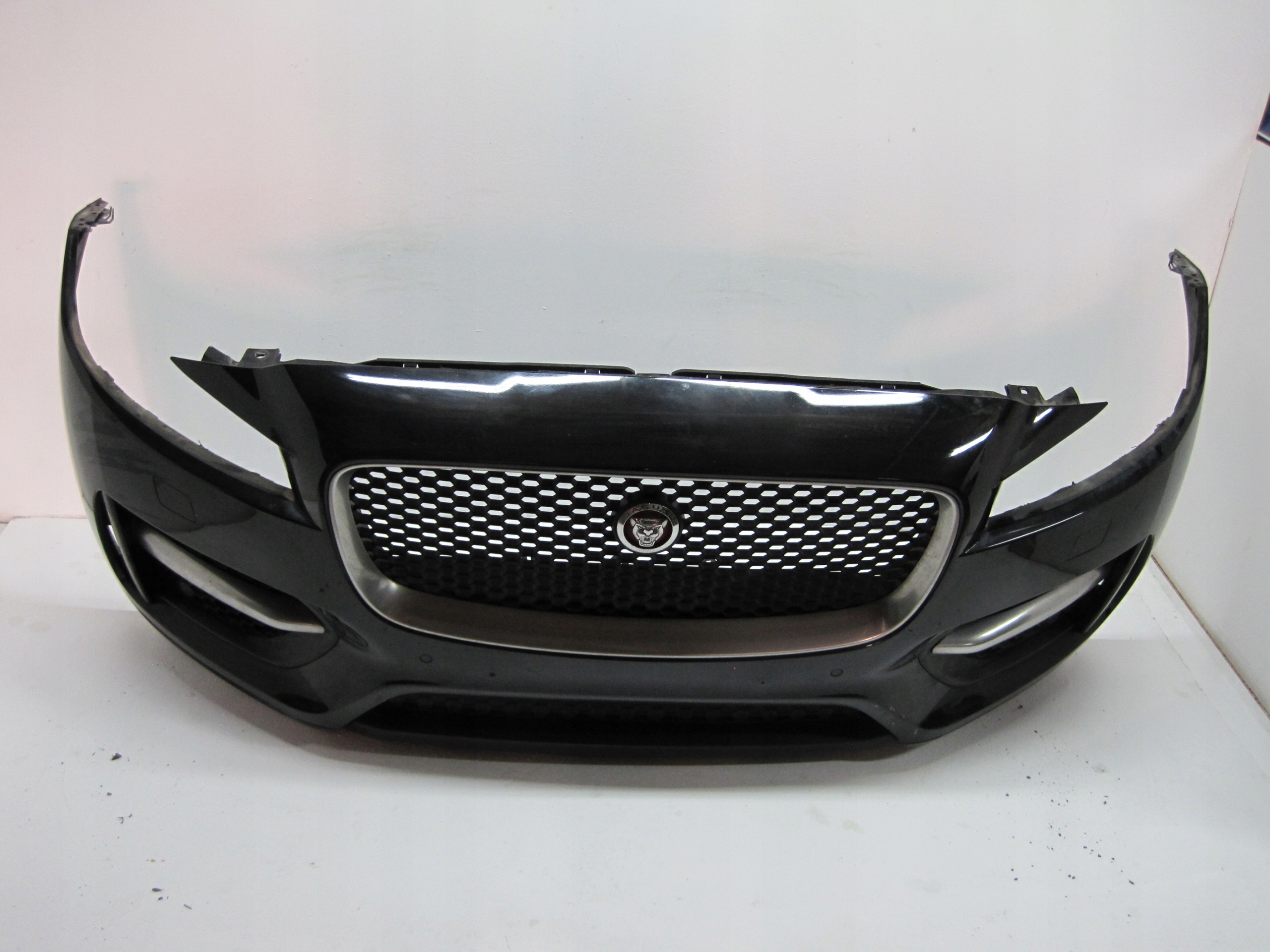 bumper JAGUAR F PACE 4 PDC 17R XENON front front