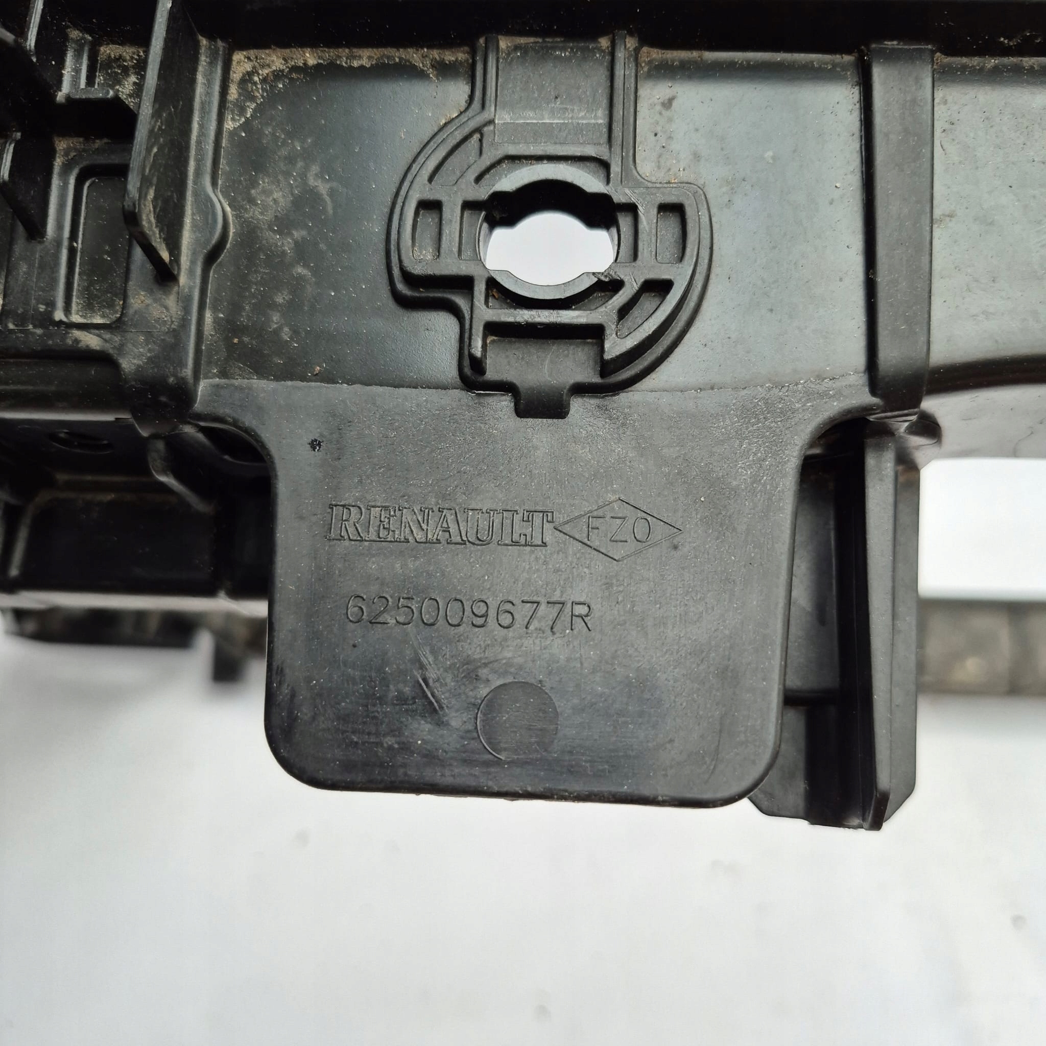 RENAULT CAPTUR II 2 19-> support panel for radiators pillar