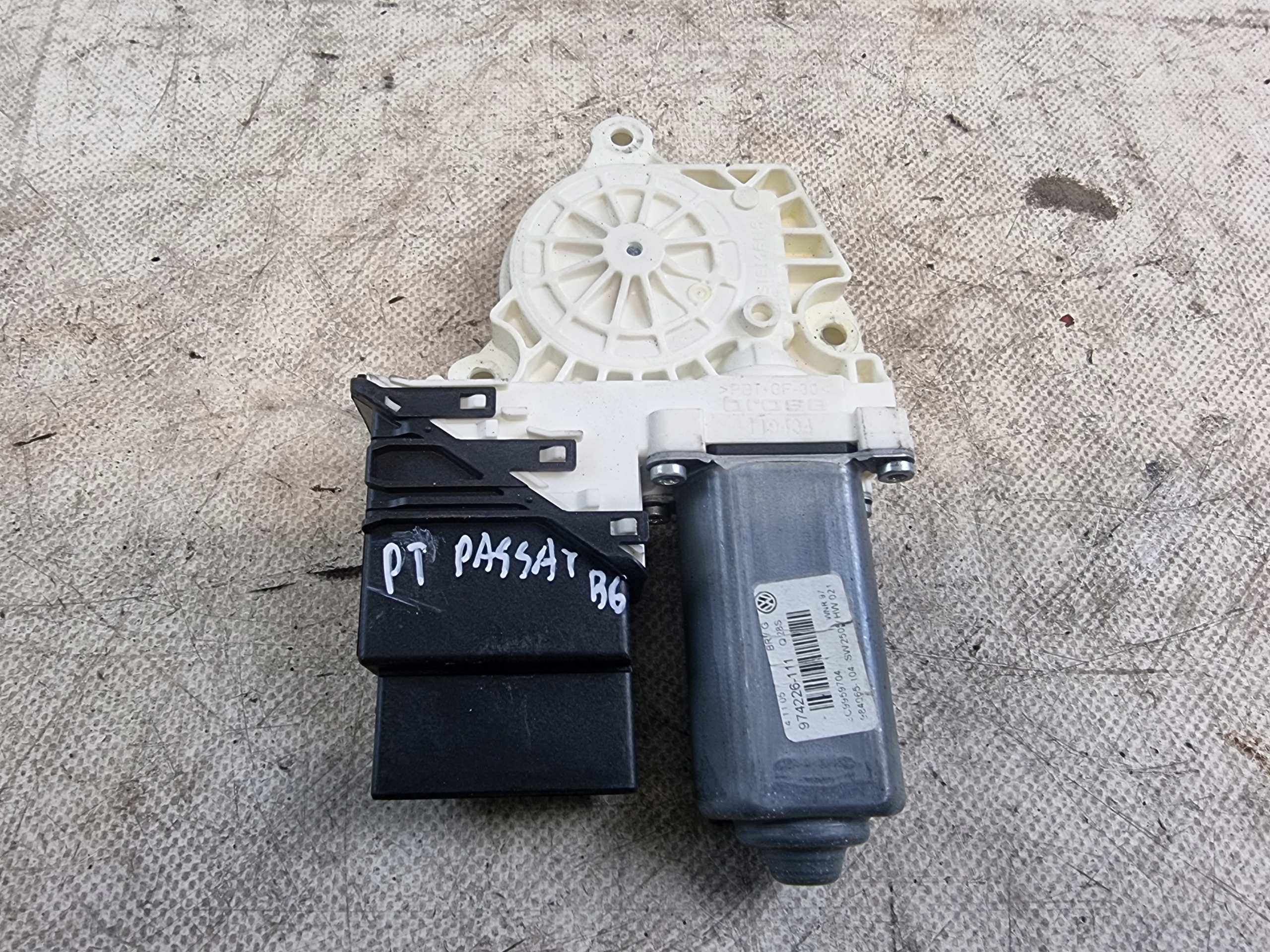mini motor windows right rear part OE 3C9959704 VW PASSAT B6 06R