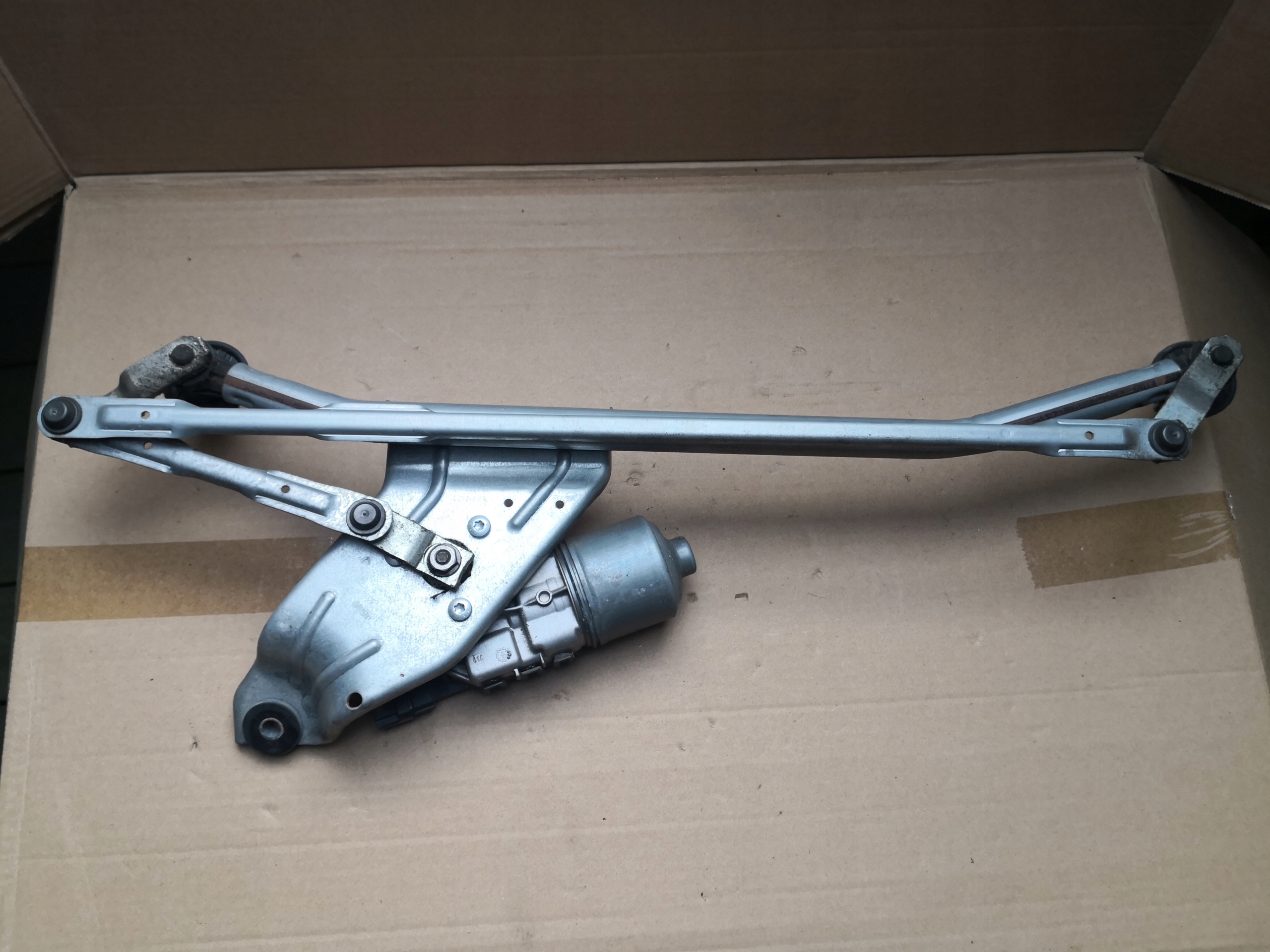 Wischergestänge DACIA SANDERO 8200619512
