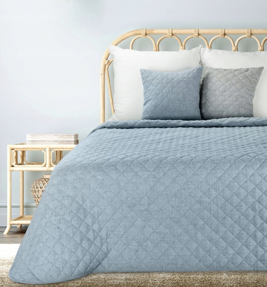 Dekorativní přehoz Len 170x210 modrý prošívaná s geometrickým vzorem