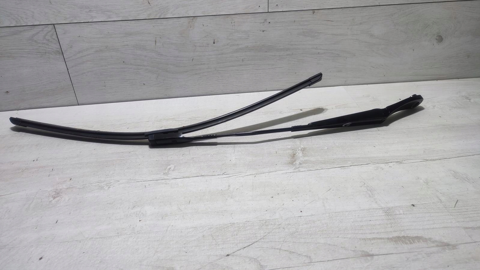 wiper arm left Alfa Romeo Giulia