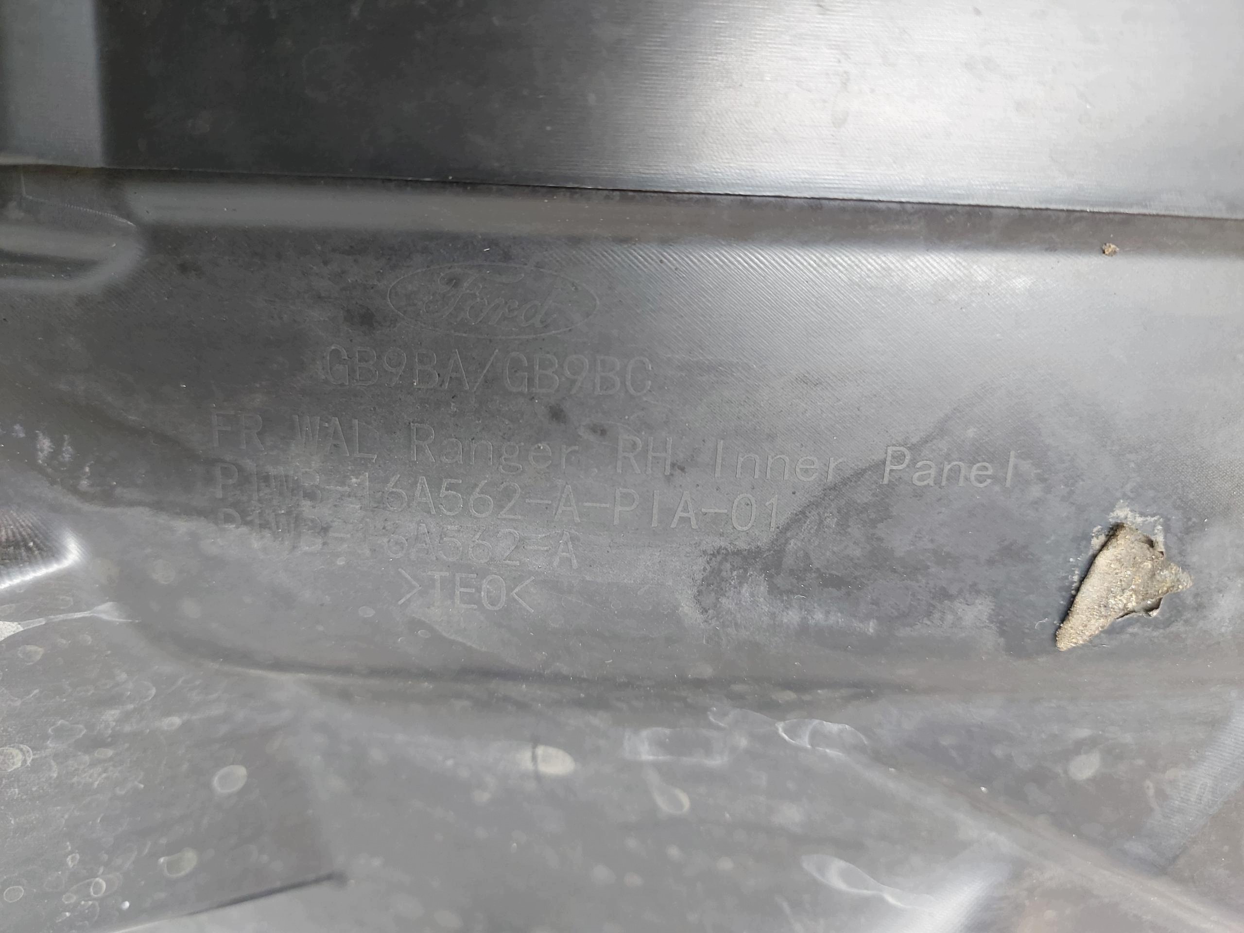 Ford Ranger VI 6 XLT 2023r mudguard right front P1WB-16A562-A