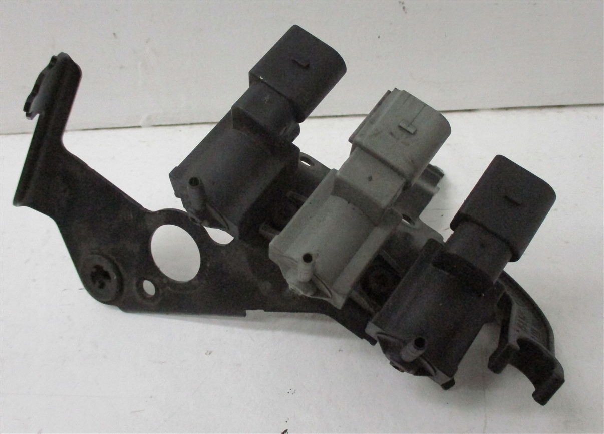 06E133520C - ВАКУУМНІ КЛАПАНИ AUDI 3.0 TFSI CAK 079906283B