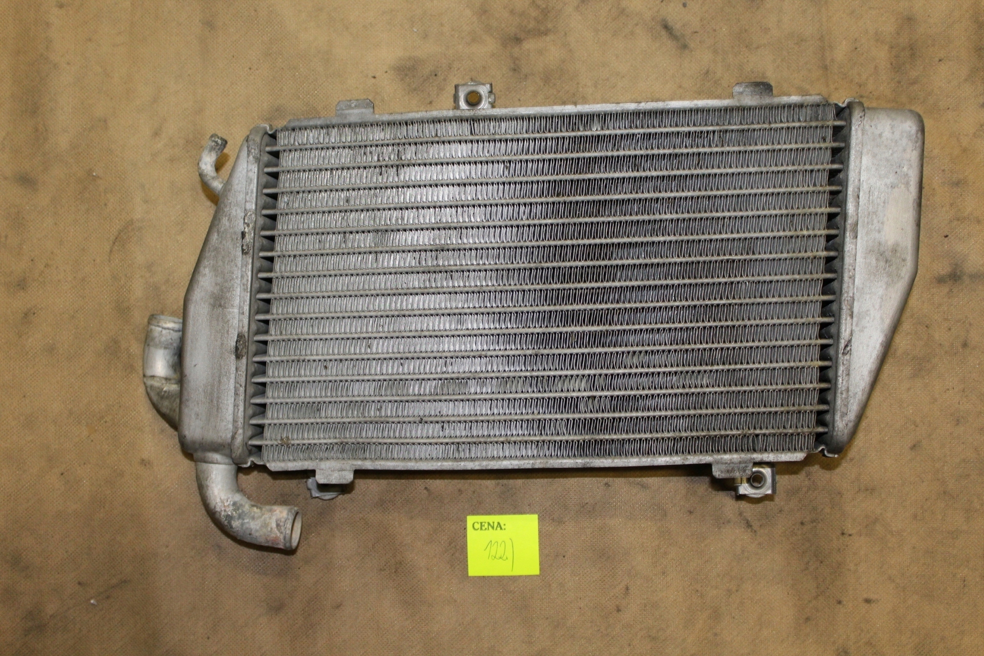 GL1800 GOLD WING 03 ОХЛАДИТЕЛЬ ВОДЫ