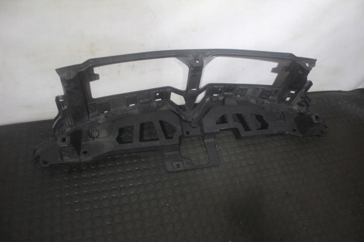 PAS PRZEDNI CITROEN C4 GRAND PICASSO II LIFT Strona zabudowy przód