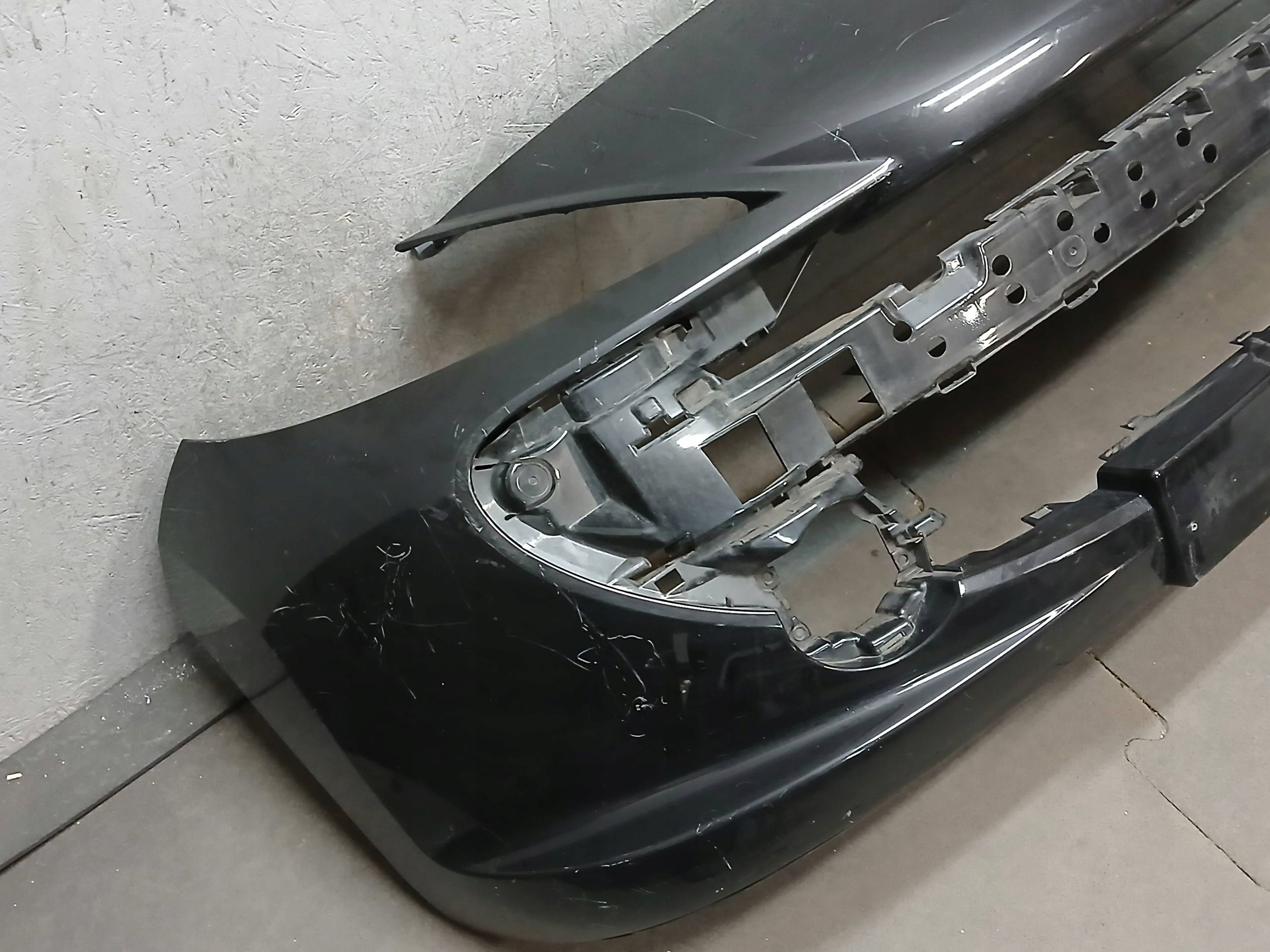 nárazník předek PEUGEOT 207