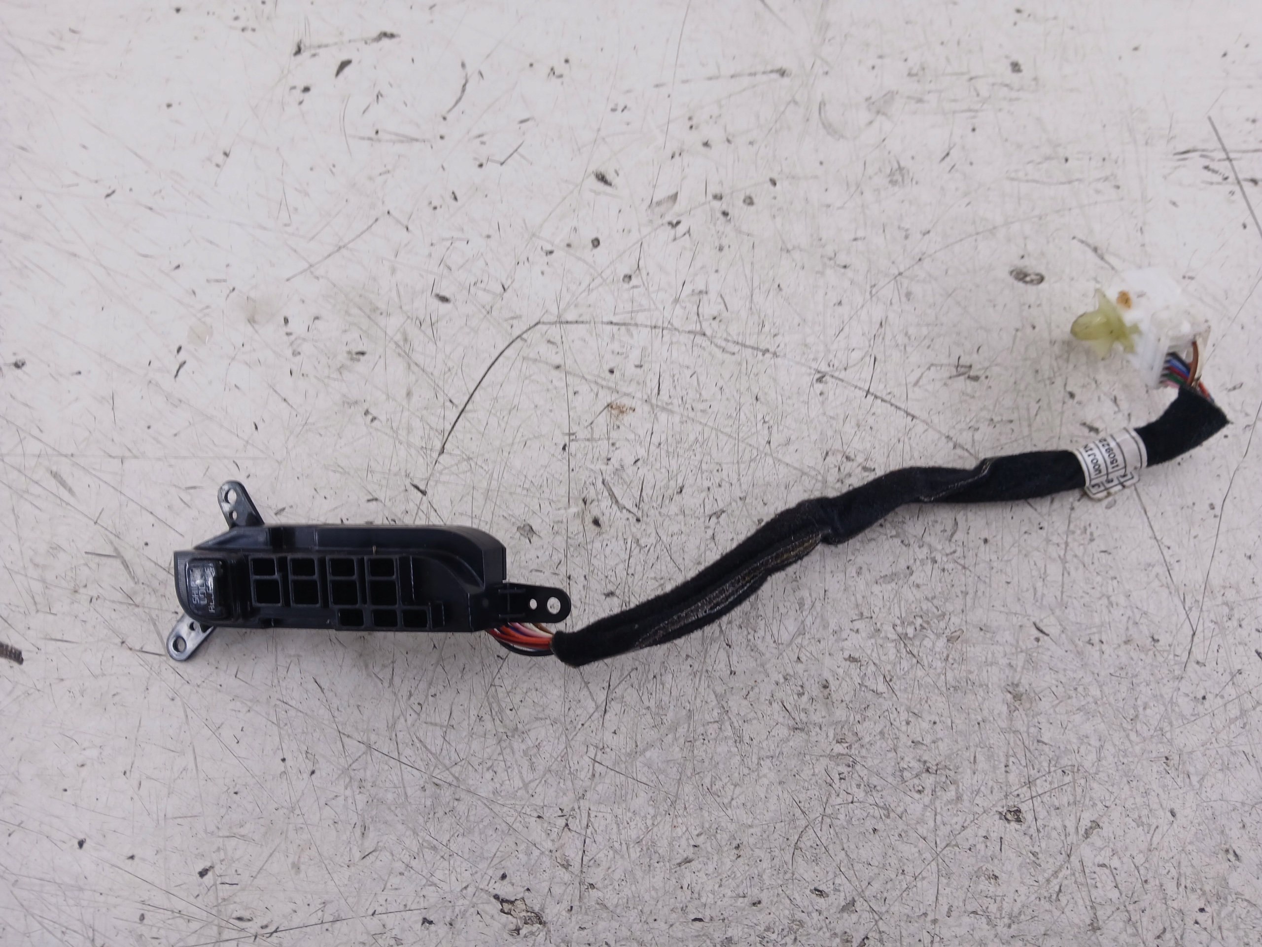 KIA OPTIMA IV PANEL SYGNALIZATOR Schalt getriebe 84656-D4002