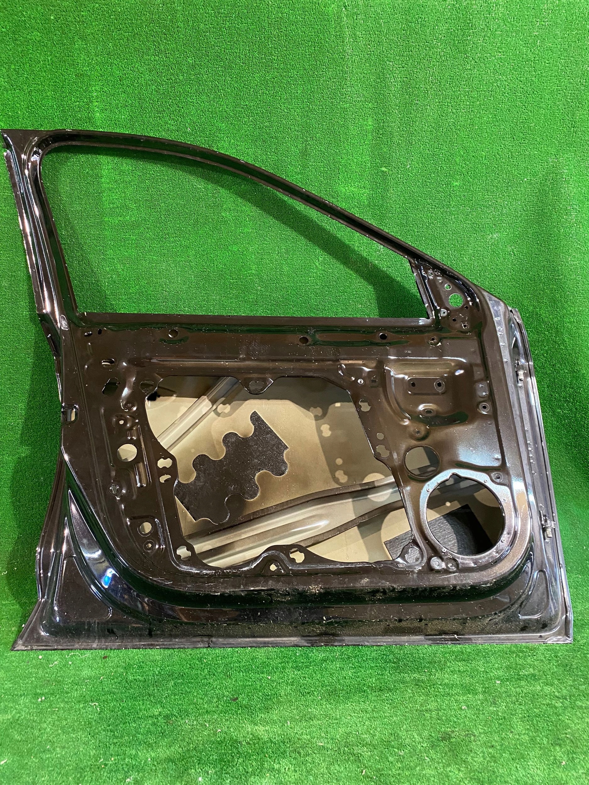 door front left left front SKODA OCTAVIA III