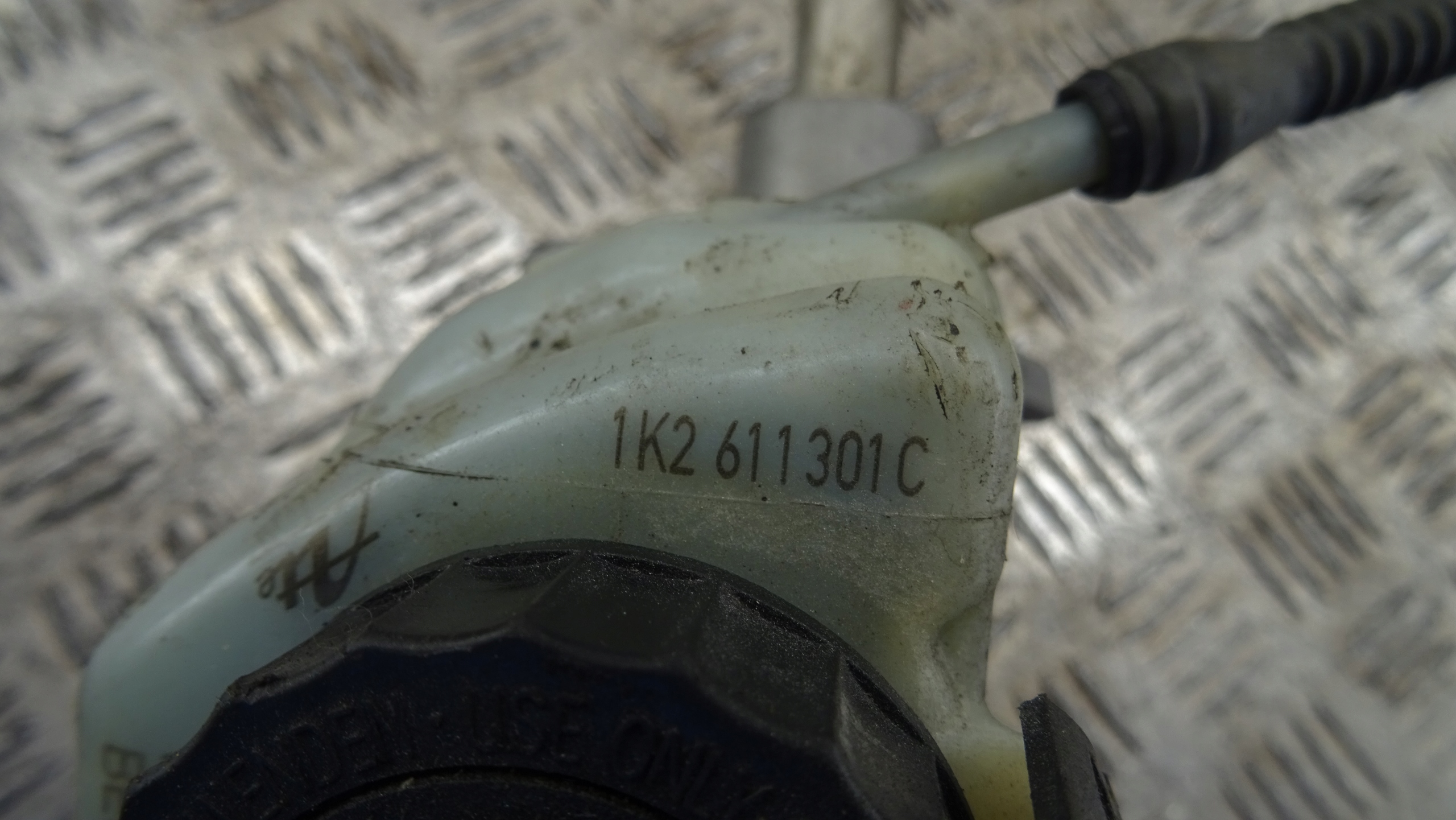 Volkswagen OE 1K0945459A Servofreno nr M181