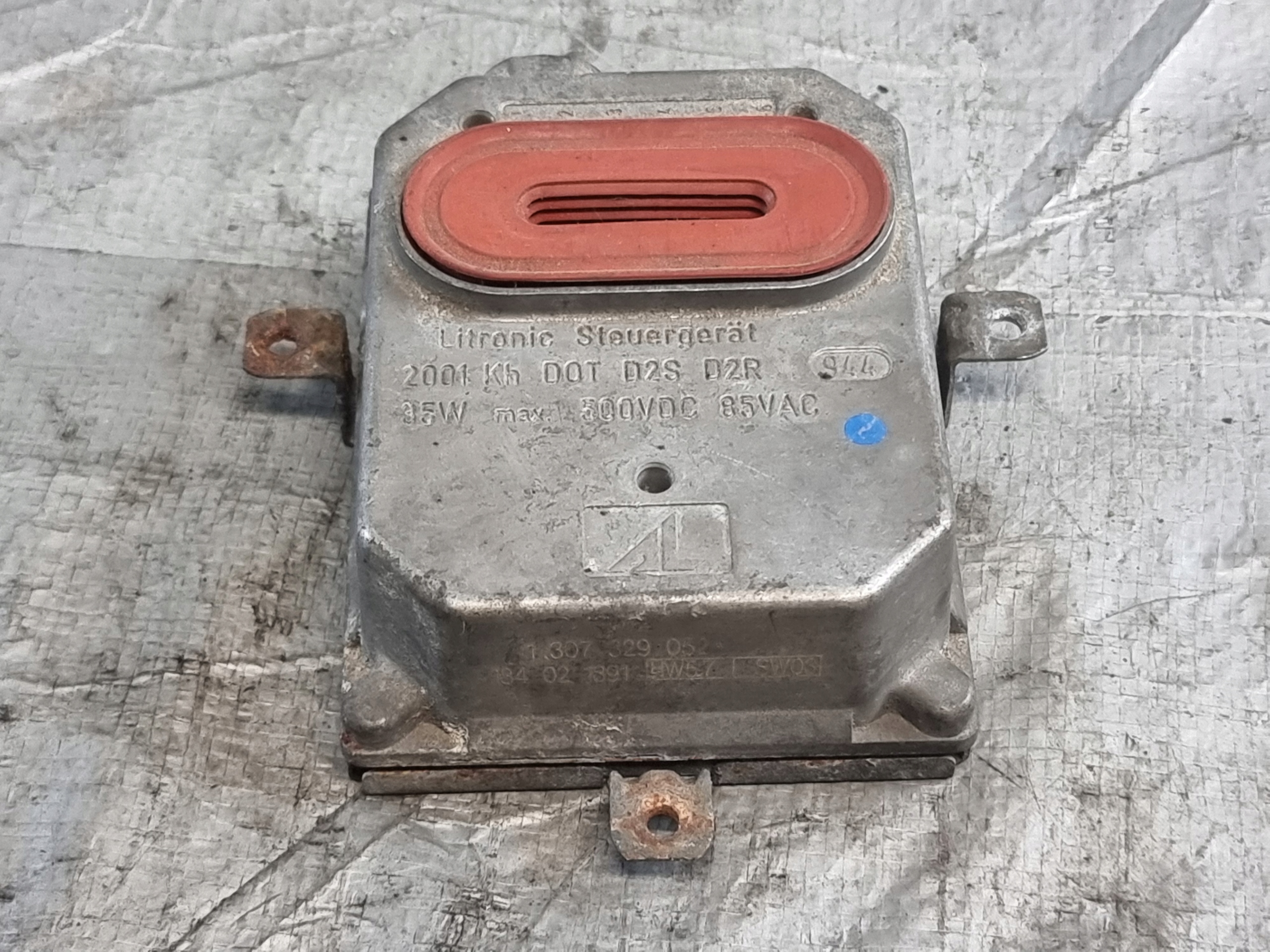 control unit XENON OE 1307329052 MERCEDES S KLASA W220