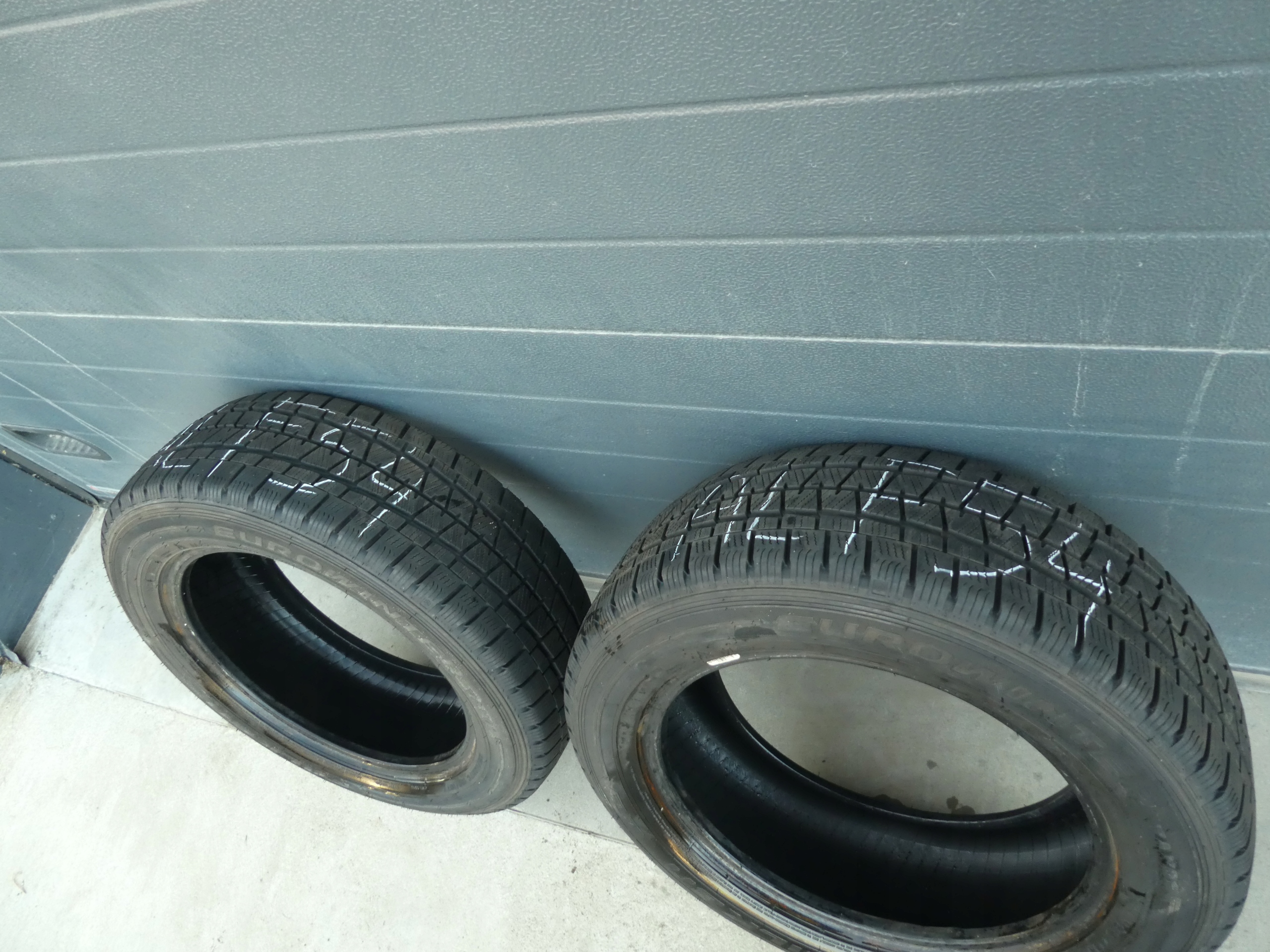 2X tyres Falken 215/60/17C 2018R