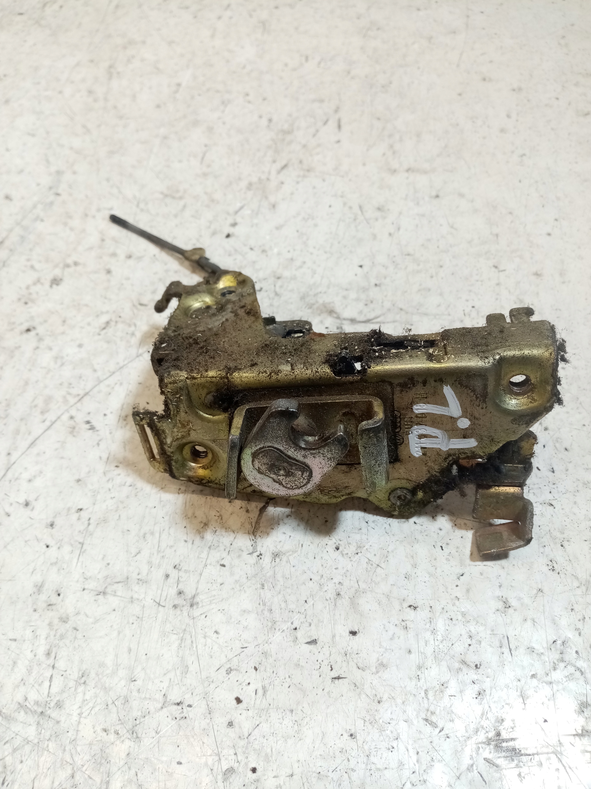 lock cabs left VOLKSWAGEN LT 28 211837016H