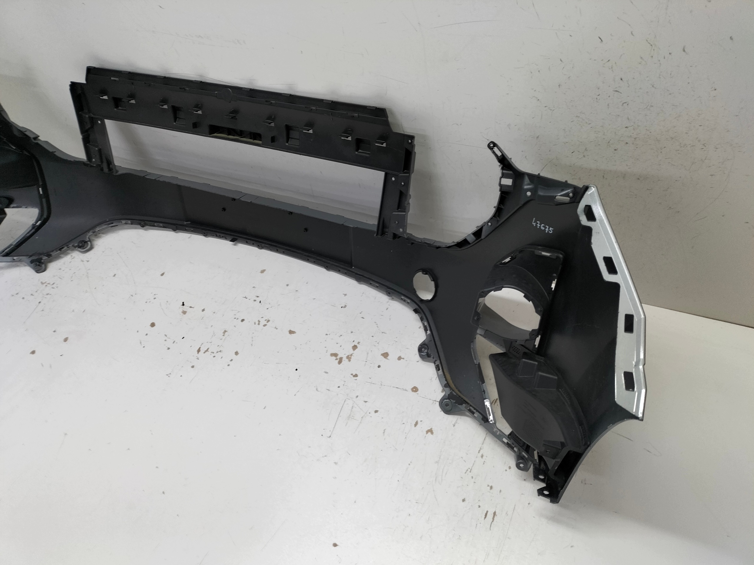 front bumper front FORD TRANSIT COURIER III MK3 24- wersja without czuj PDC