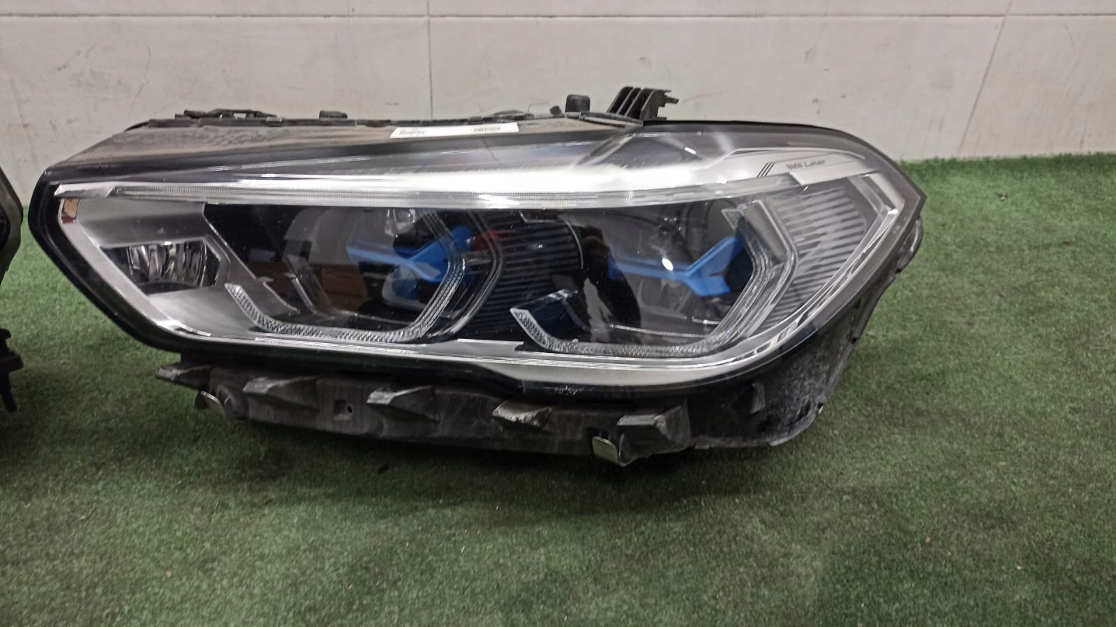 BMW G05 G06 light left right LASER 9481789 9481790 EU