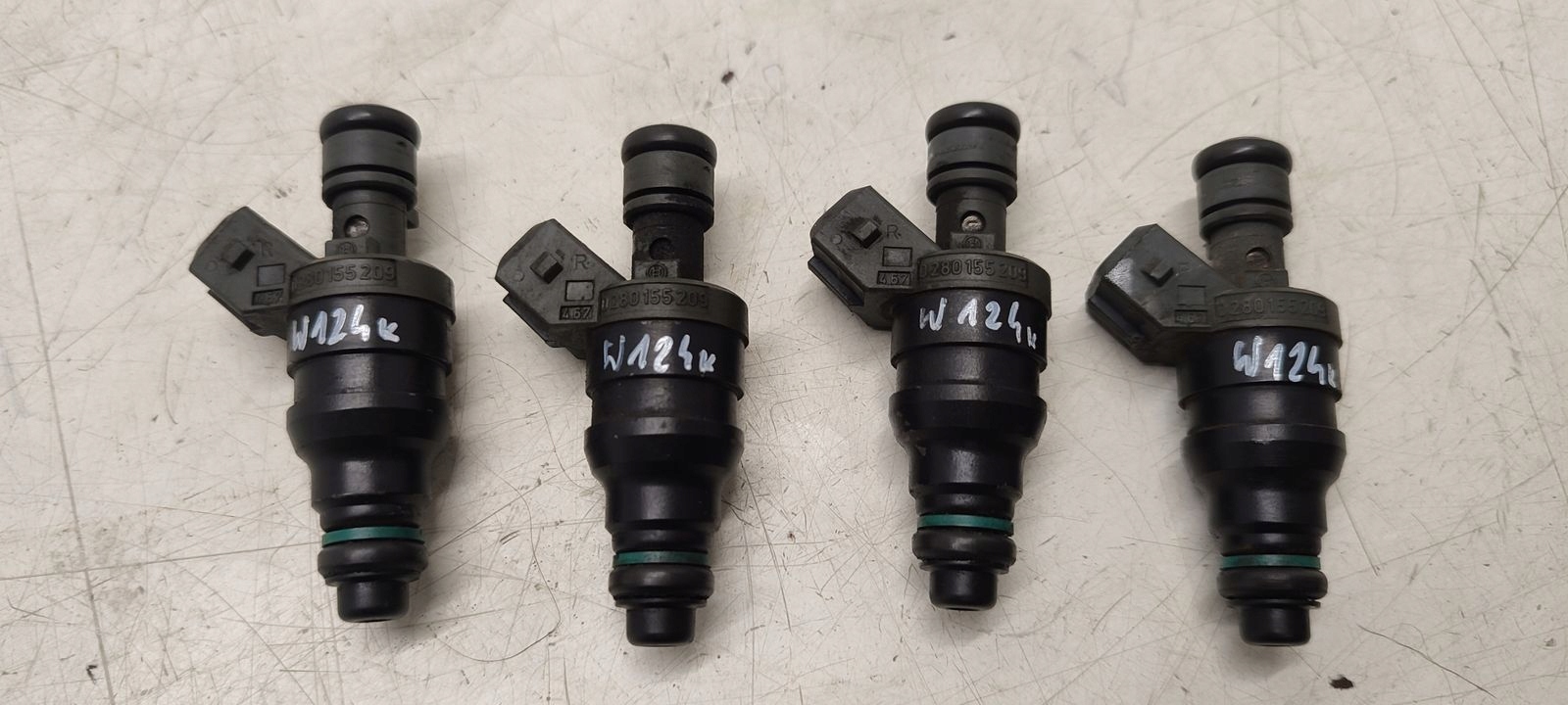 injector Mercedes W124 2,2b