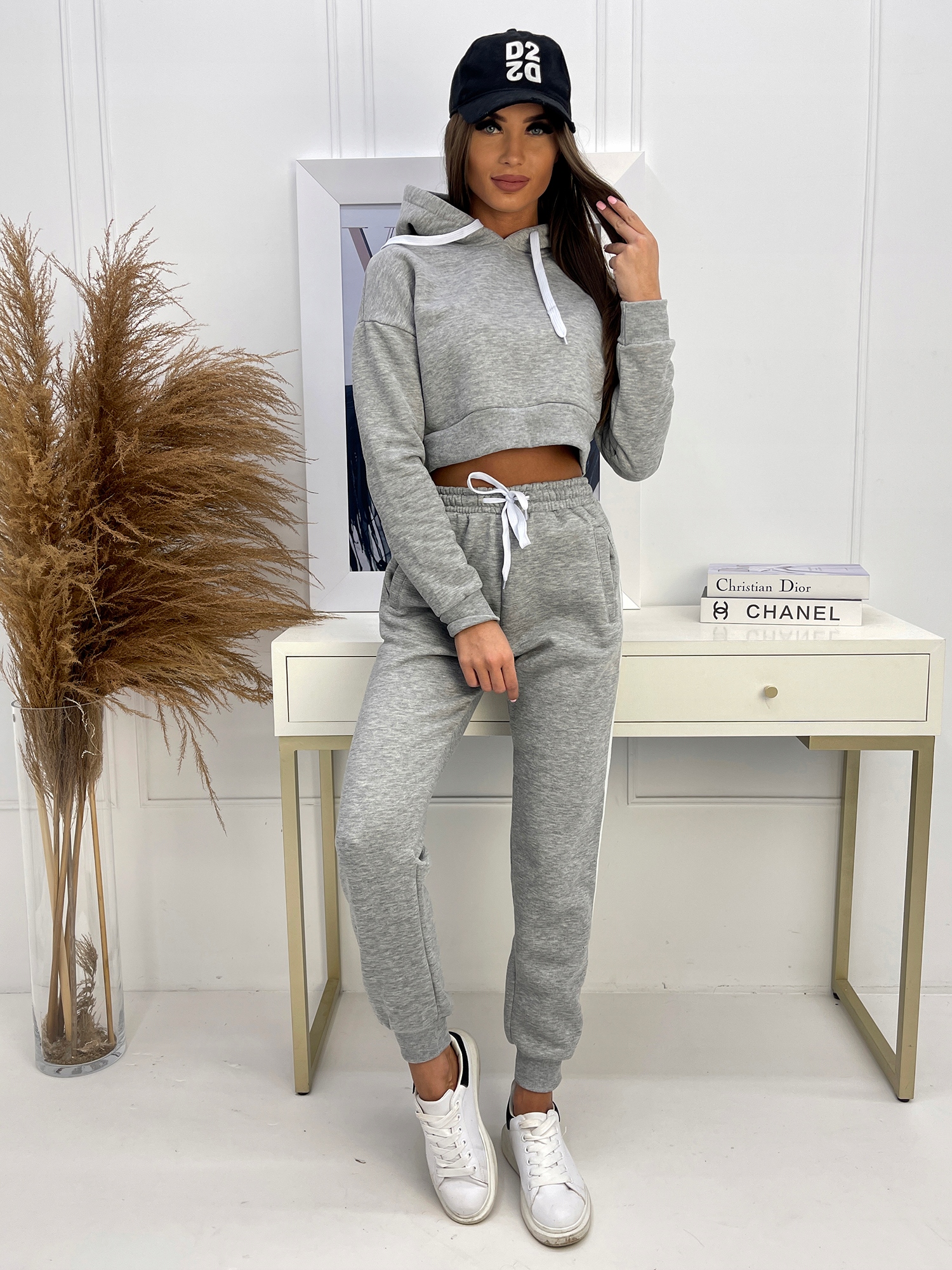 C67 r. L MODNY DAMSKI KOMPLET DRESOWY Płeć kobieta