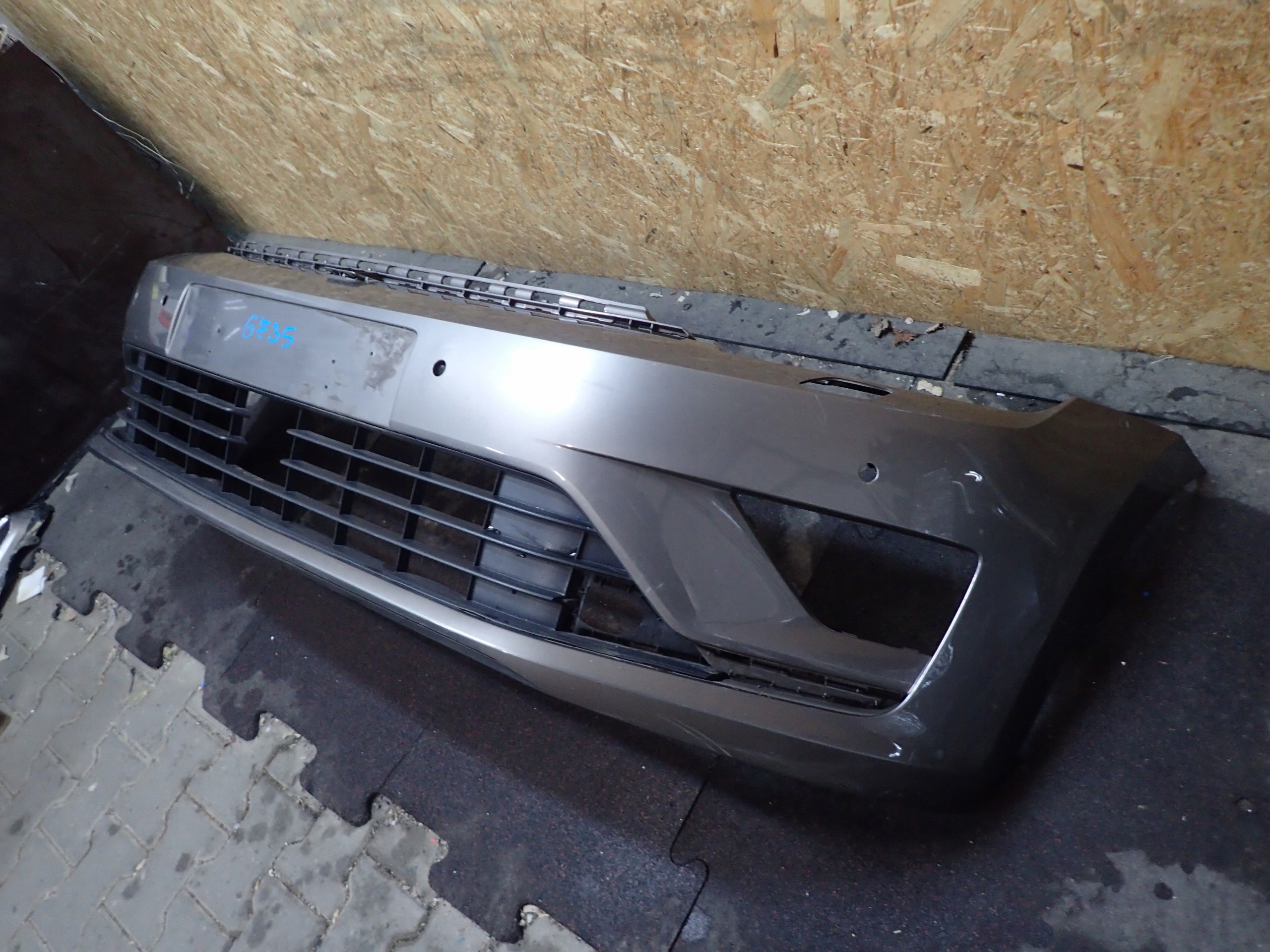 BUMPER FRONT VW SPORTSVAN