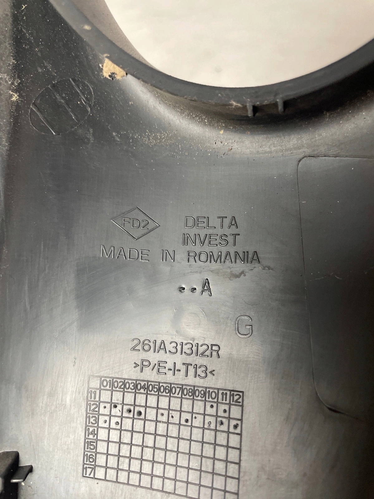 mřížka nárazníku mlhovky levá Dacia Sandero Logan II