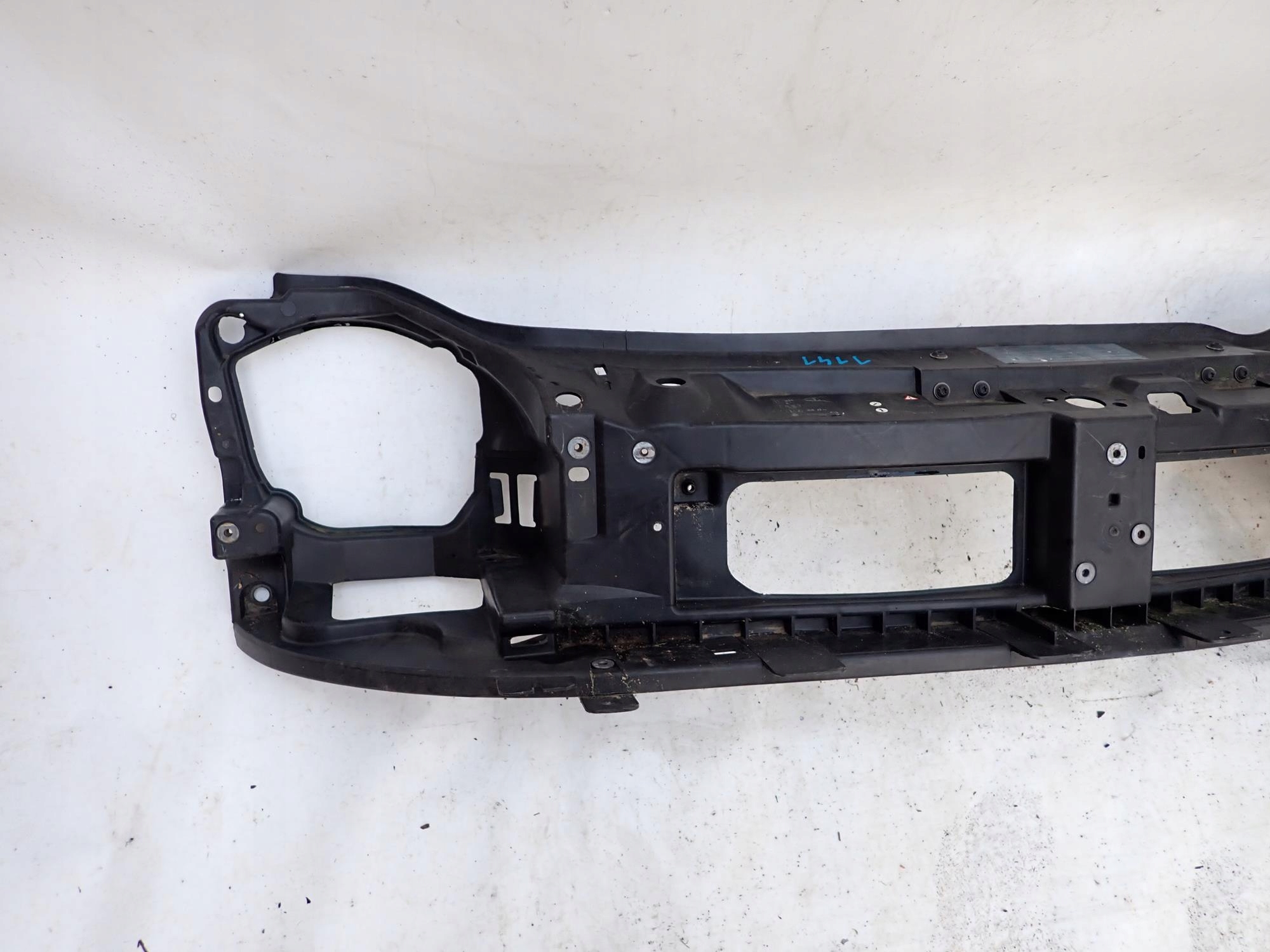RENAULT TRAFIC II 2 LIFT 06-14 support panel for radiators pillar