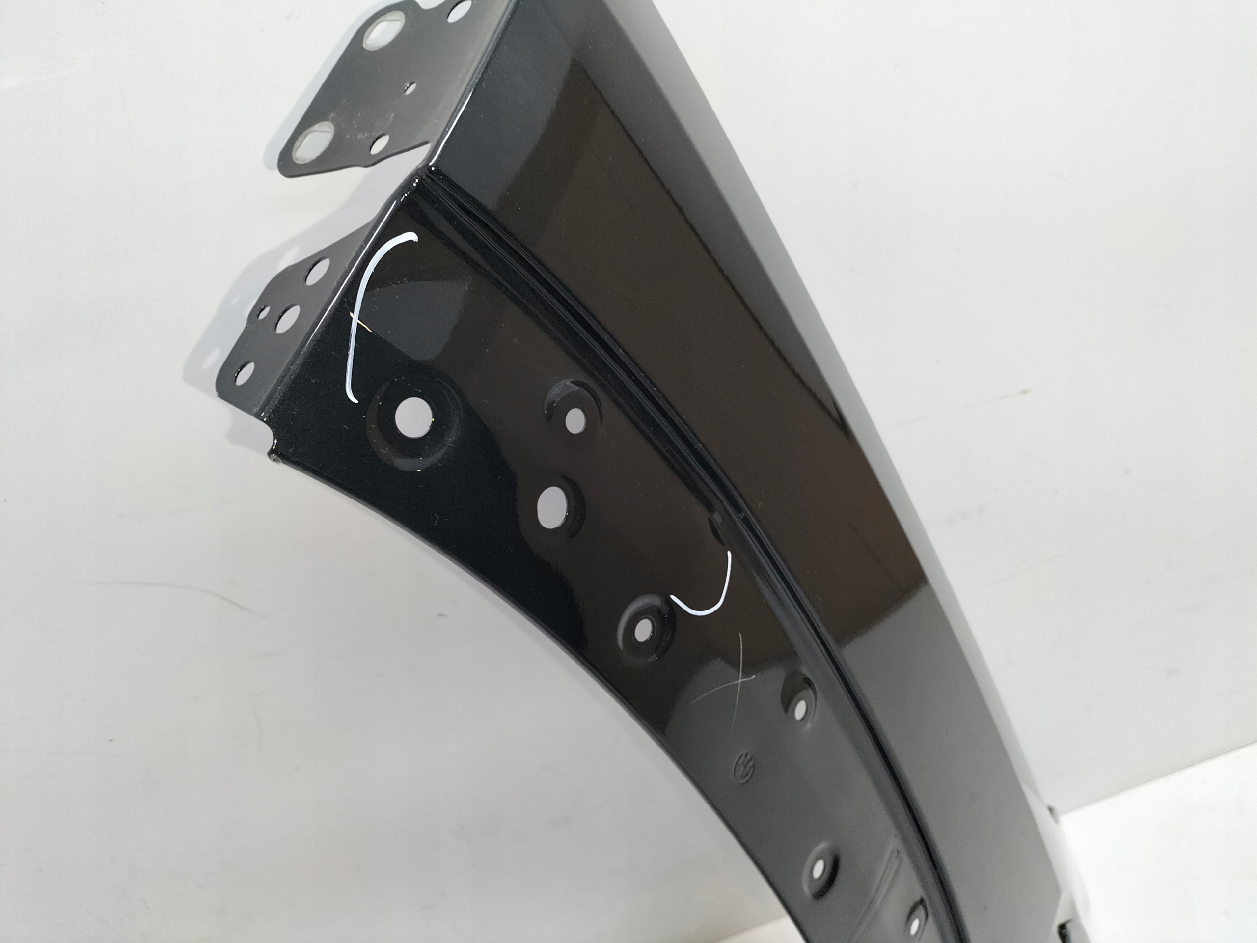 fender front front left BMW XM G09 22