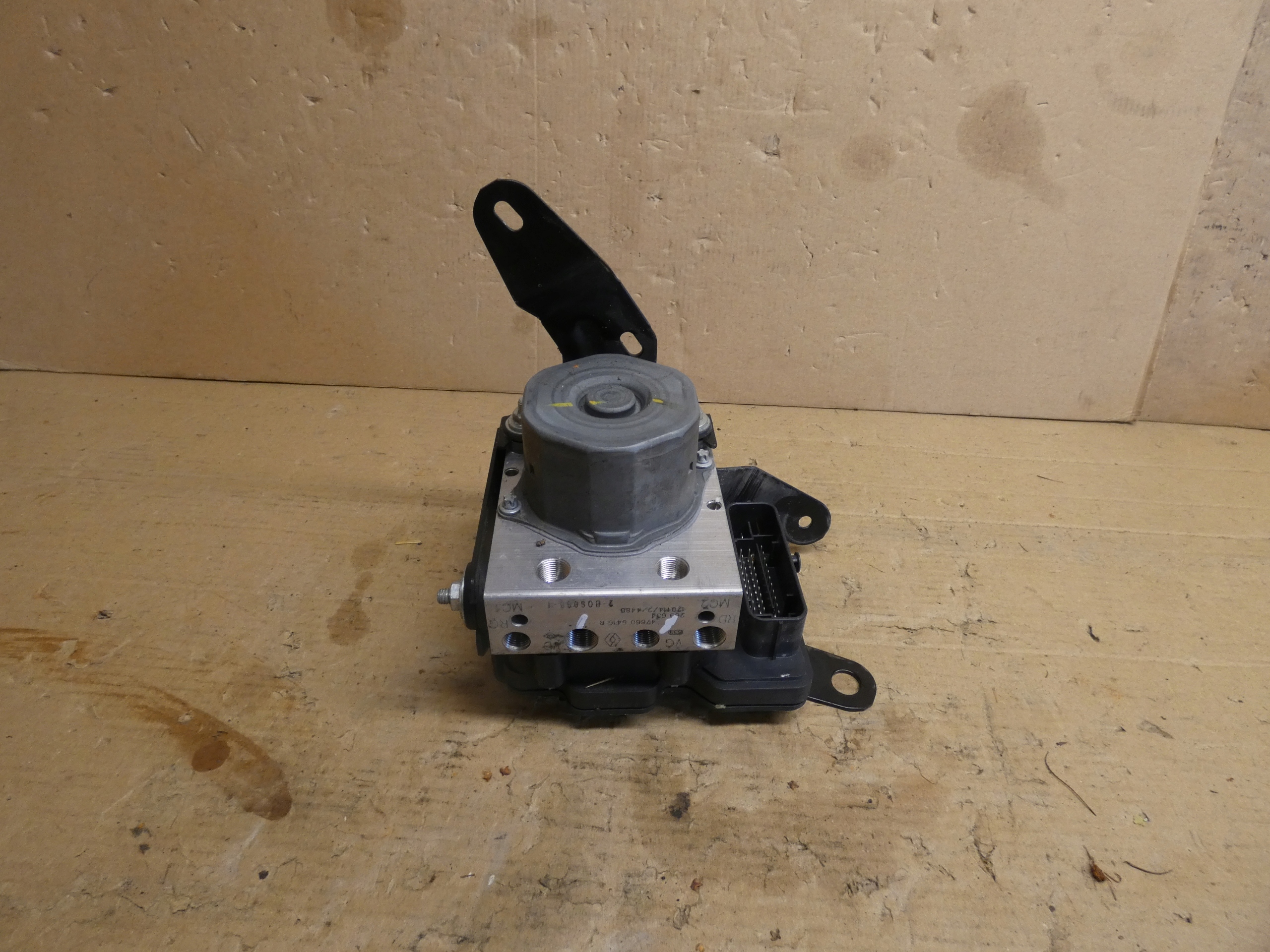 RENAULT KANGOO III LIFT Pompa ABS 476605416R
