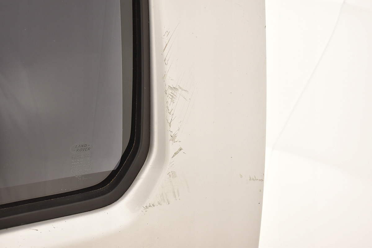 door rear. rear part left LAND ROVER DISCOVERY 3