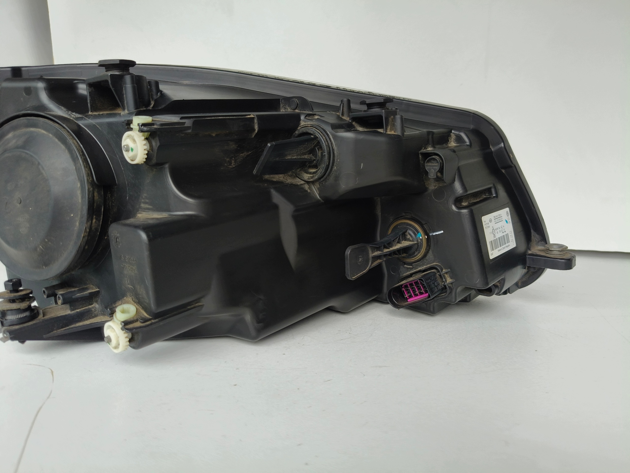 light left REFLEKTOR VW CADDY 2K 2K5 10-15