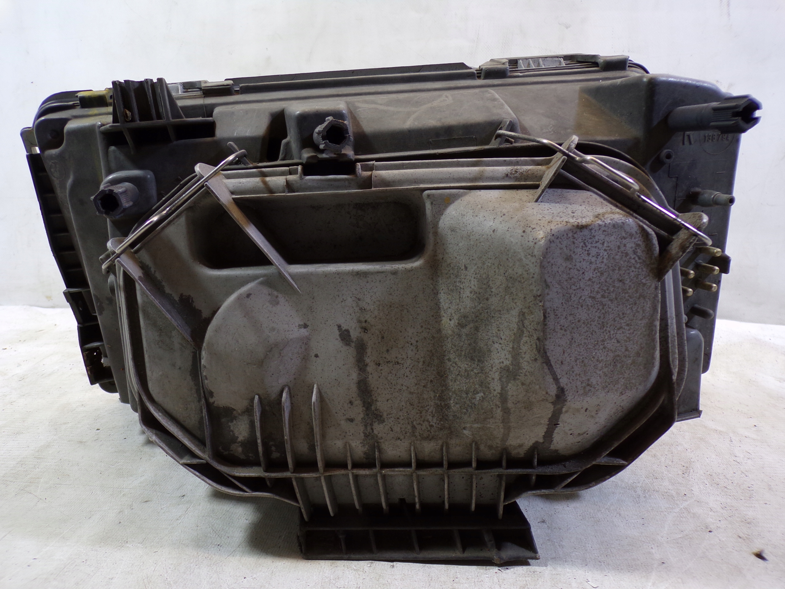 light front front right MERCEDES W124 E KLASA