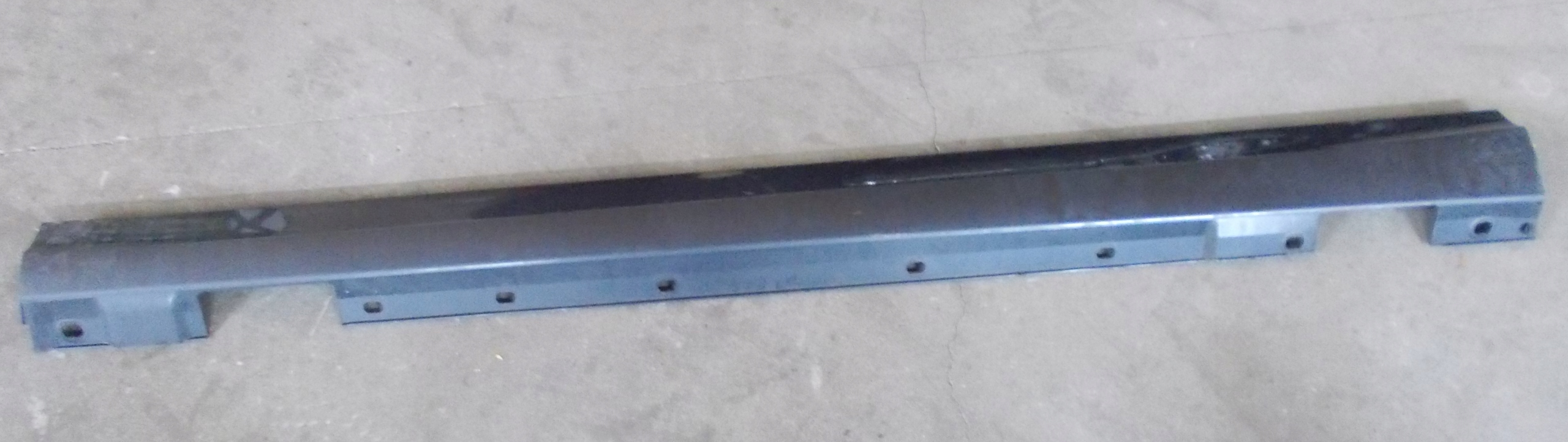 MERCEDES W204 2.2 CDI 11R moulding threshold left A2046900340
