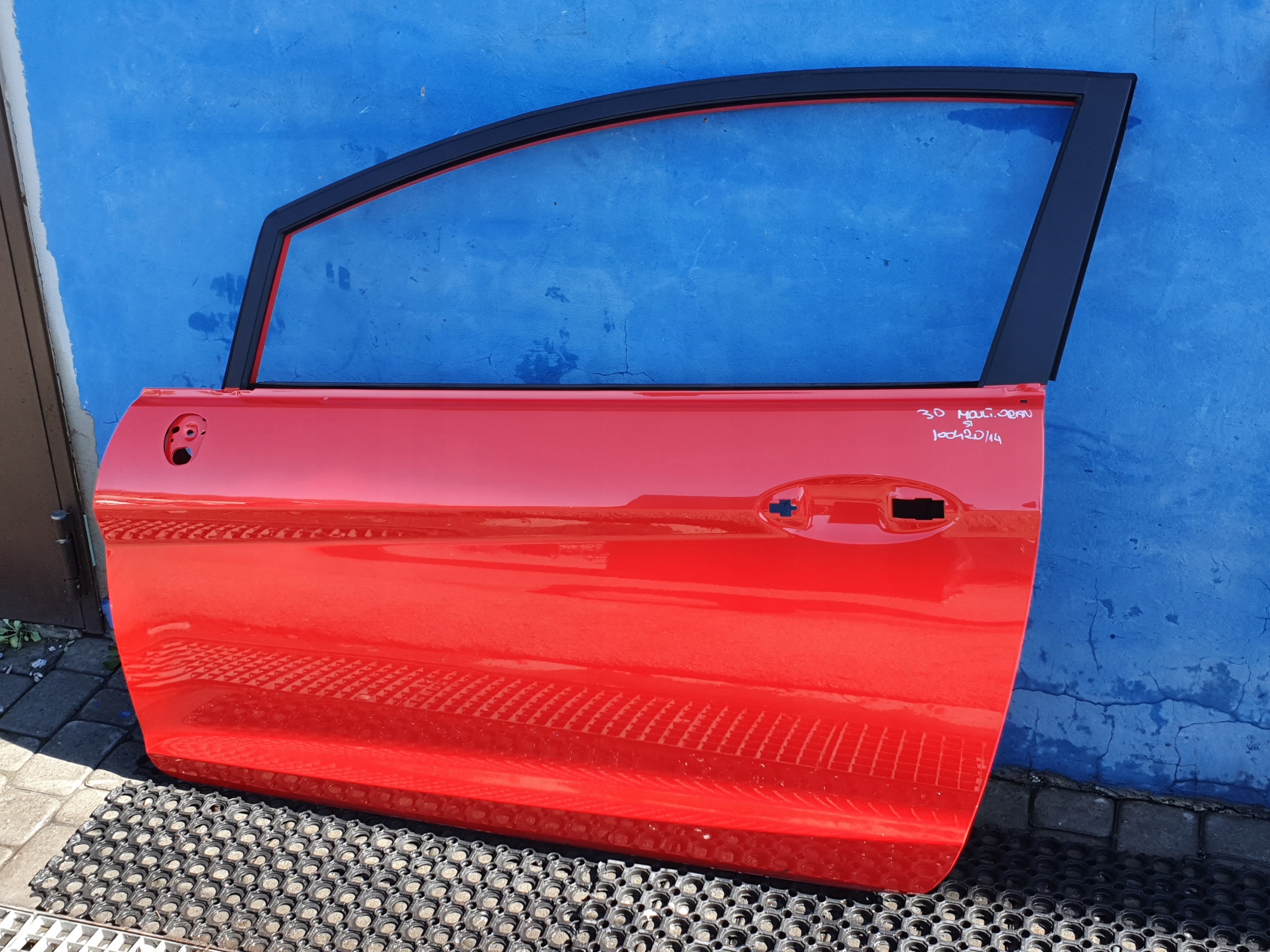 FORD FIESTA MK7 ST LIFT 2012-2017 3D DRZWI LEWE MOULTEN ORANGE Kolor czerwony