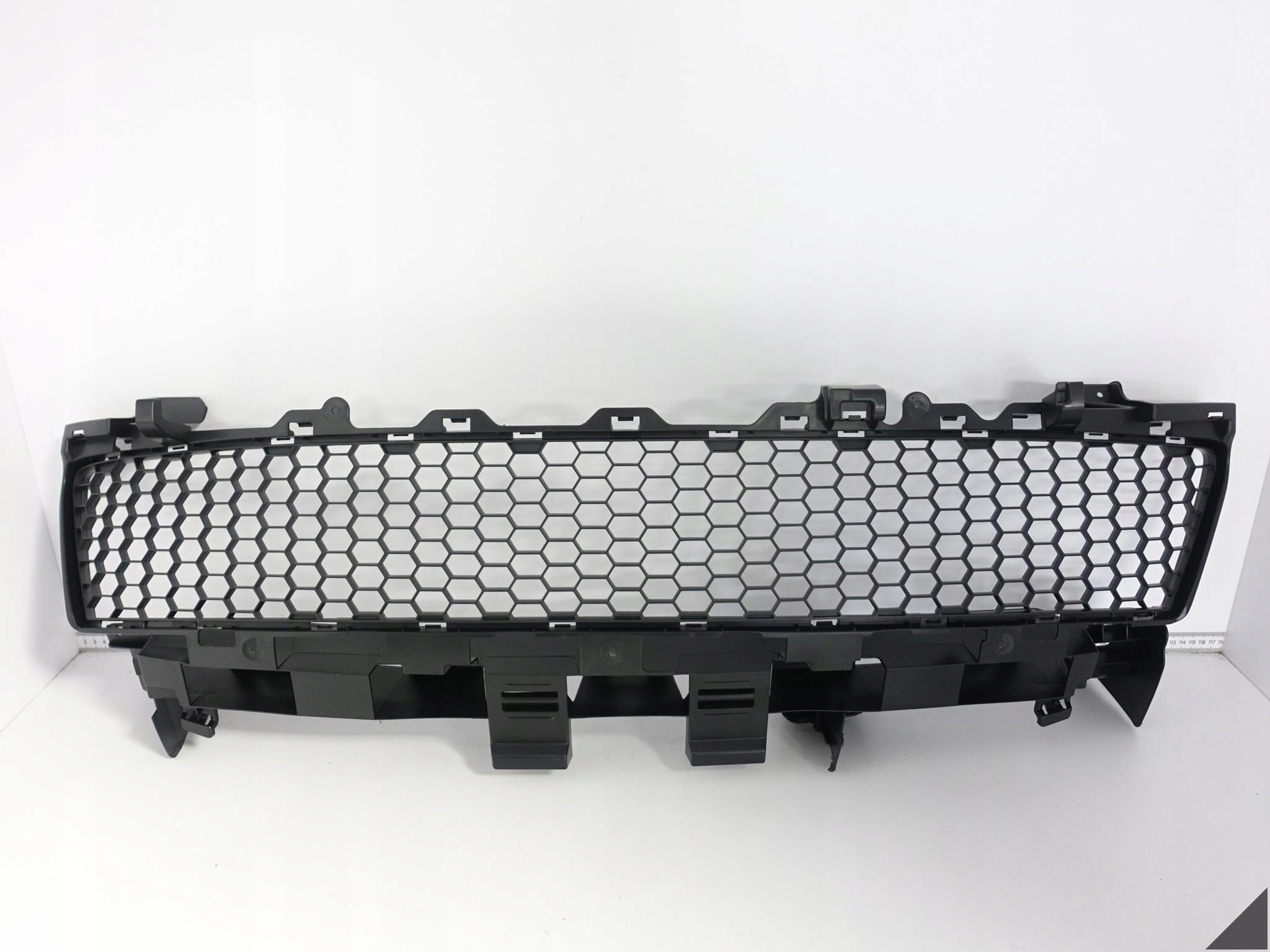 DACIA LOGAN SANDERO II 12-16 grid W bumper grille central lower front