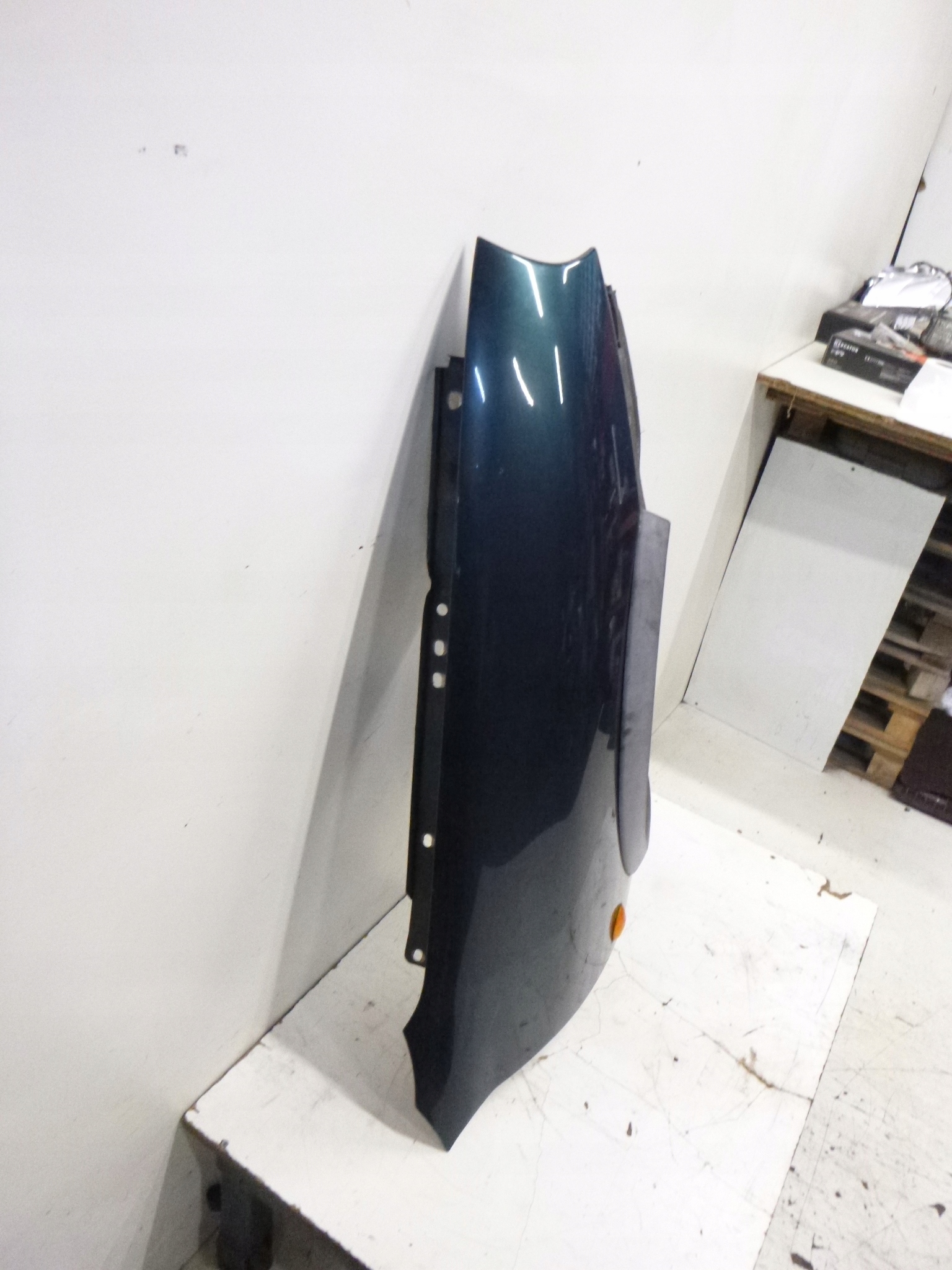 parafango Destra Opel Corsa B Z283 2000r.